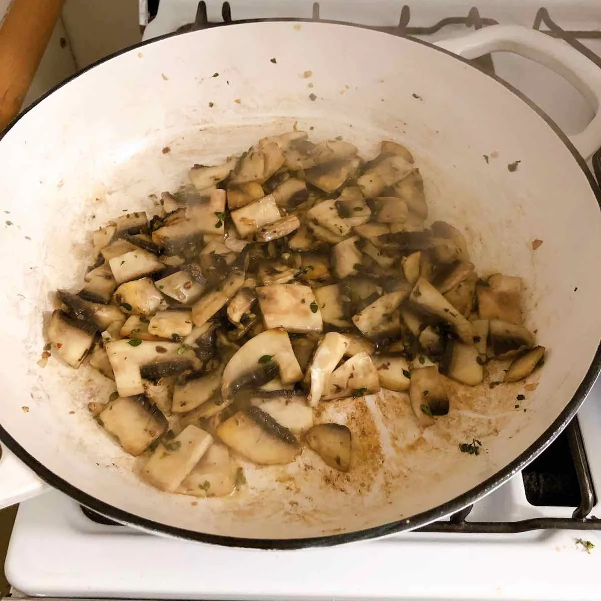 Cook mushrooms on low heat until cooked through. When cooked, turn off heat and wait for pasta to finish cooking.