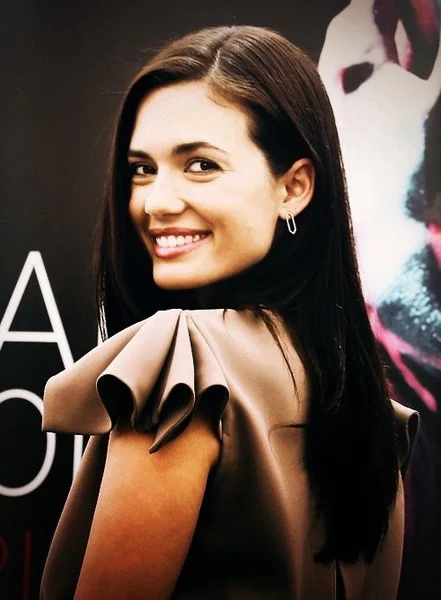 https://en.wikipedia.org/wiki/File:Torrey_DeVitto.jpg