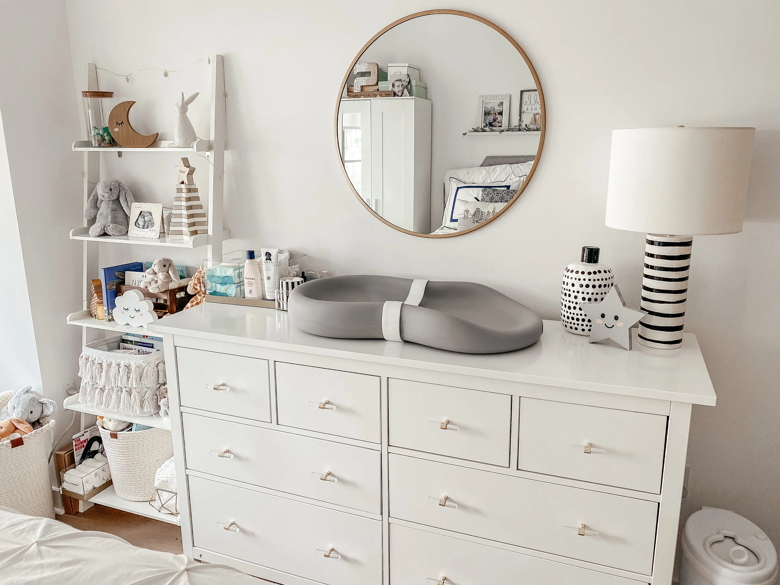 pottery barn snoo