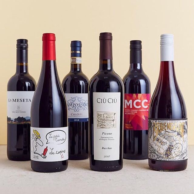 This right here is the new incarnation of our &lsquo;Vino Rosso Pack&rsquo;, showcasing red wines made for pizza parties and cosy good times. Six red wines that we are loving (and drinking) in immense volume right now, accompanied by our favorite loc