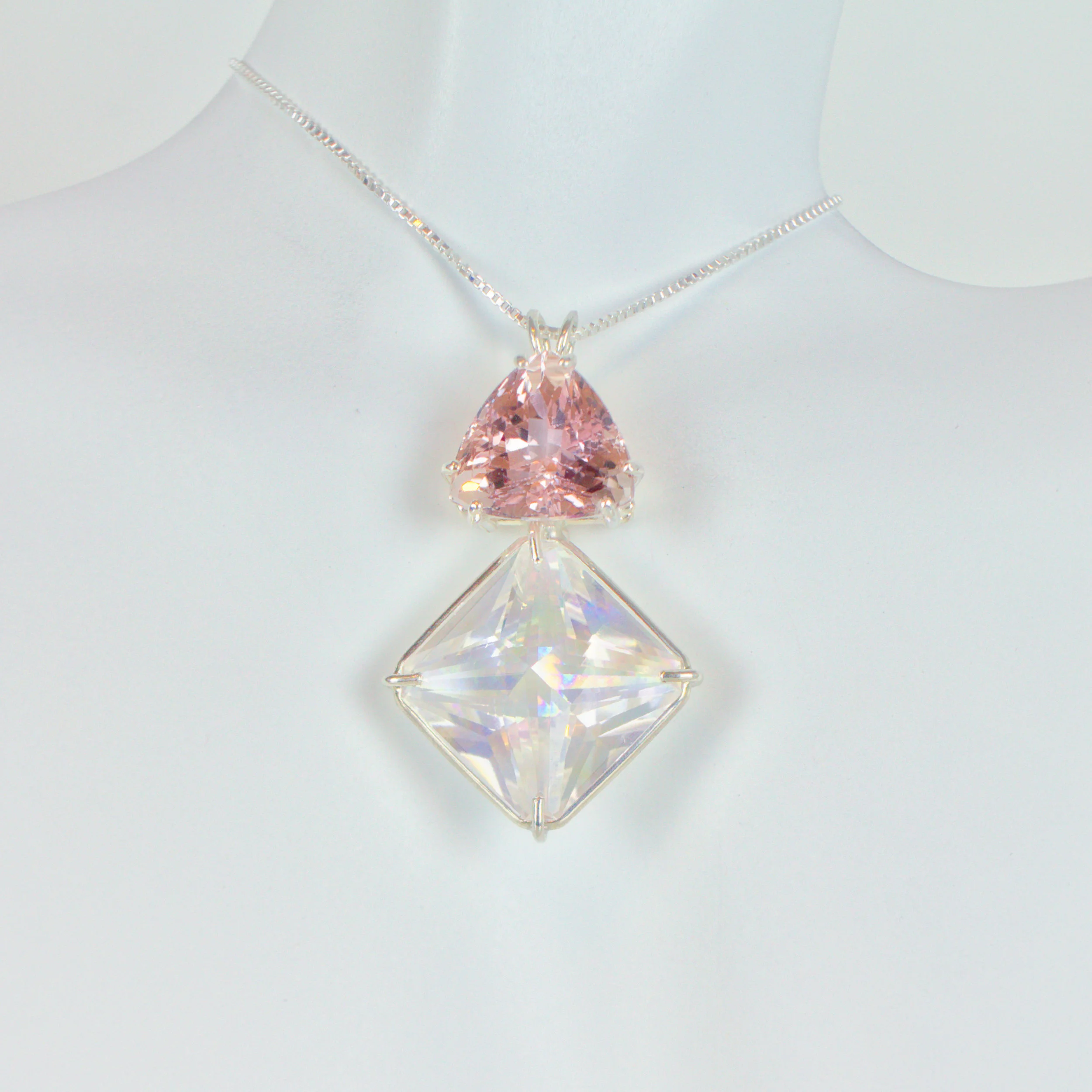 Morganite necklace.jpeg