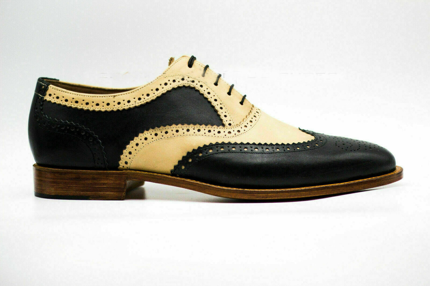 Details about  / Mens Lace Up Hollow Out Handmade Carving Real Leather Casual Brogues Shoes Chic