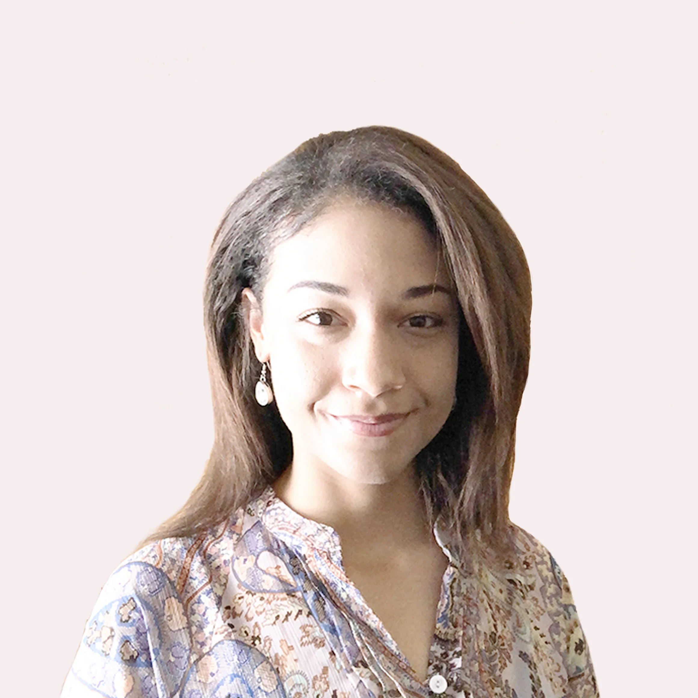 ARIONA MICHAEL Pinterest Strategy ariona@shecancoterie.com Ariona is a dreamer and creative with a passion for digital marketing. She holds a Bachelor of Science in Interdisciplinary Health Services and will complete her Master’s in Business in 2018. She enjoys creating visuals that communicate a meaningful message with metrics to prove it. During her free time she enjoys blogging, hoarding pretty notebooks and decorating.
