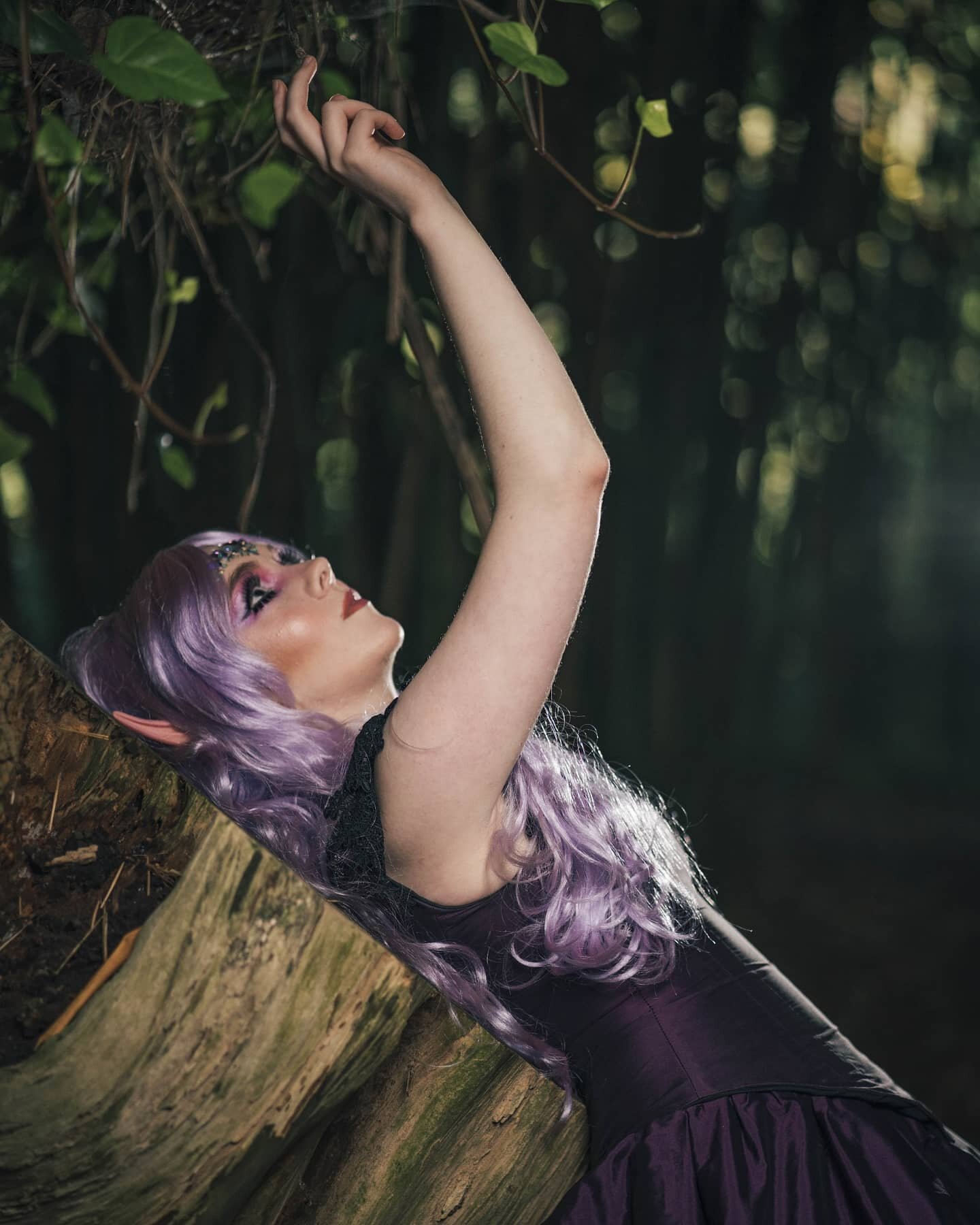 Happy Beltaine!
.
Waiting for the end of quarantine like.
.
📷 by @buhayphotography.
Makeup by @makeupbyanaesbeydi.
Shot at the SF Botanical Garden.
.
.
.
#quarantinelife #quarantinemood #specialeffectsmakeup #fantasyart #elf  #fantasymakeup #cosplay