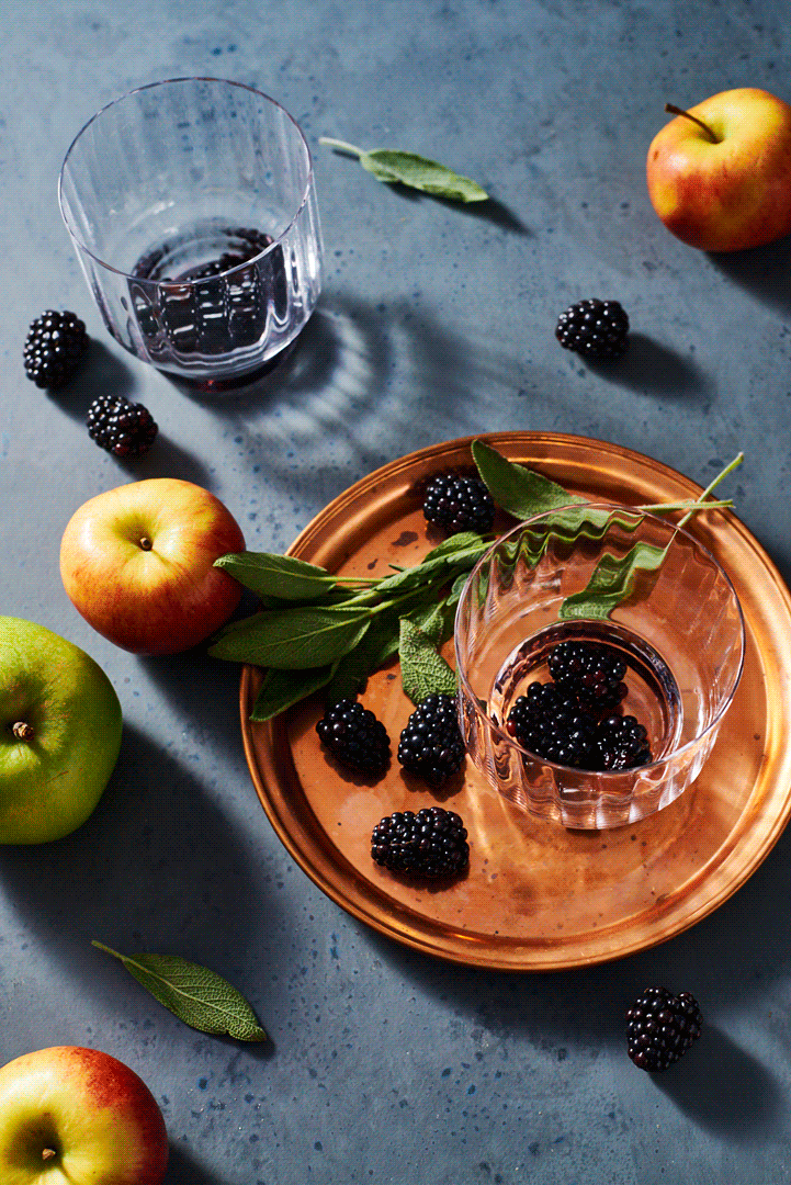 Cocktail Motion Image