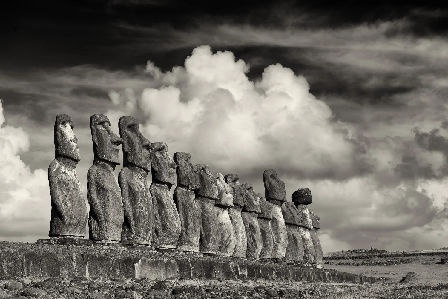 15 MOAI, Tongariki, Easter Island, Chile
