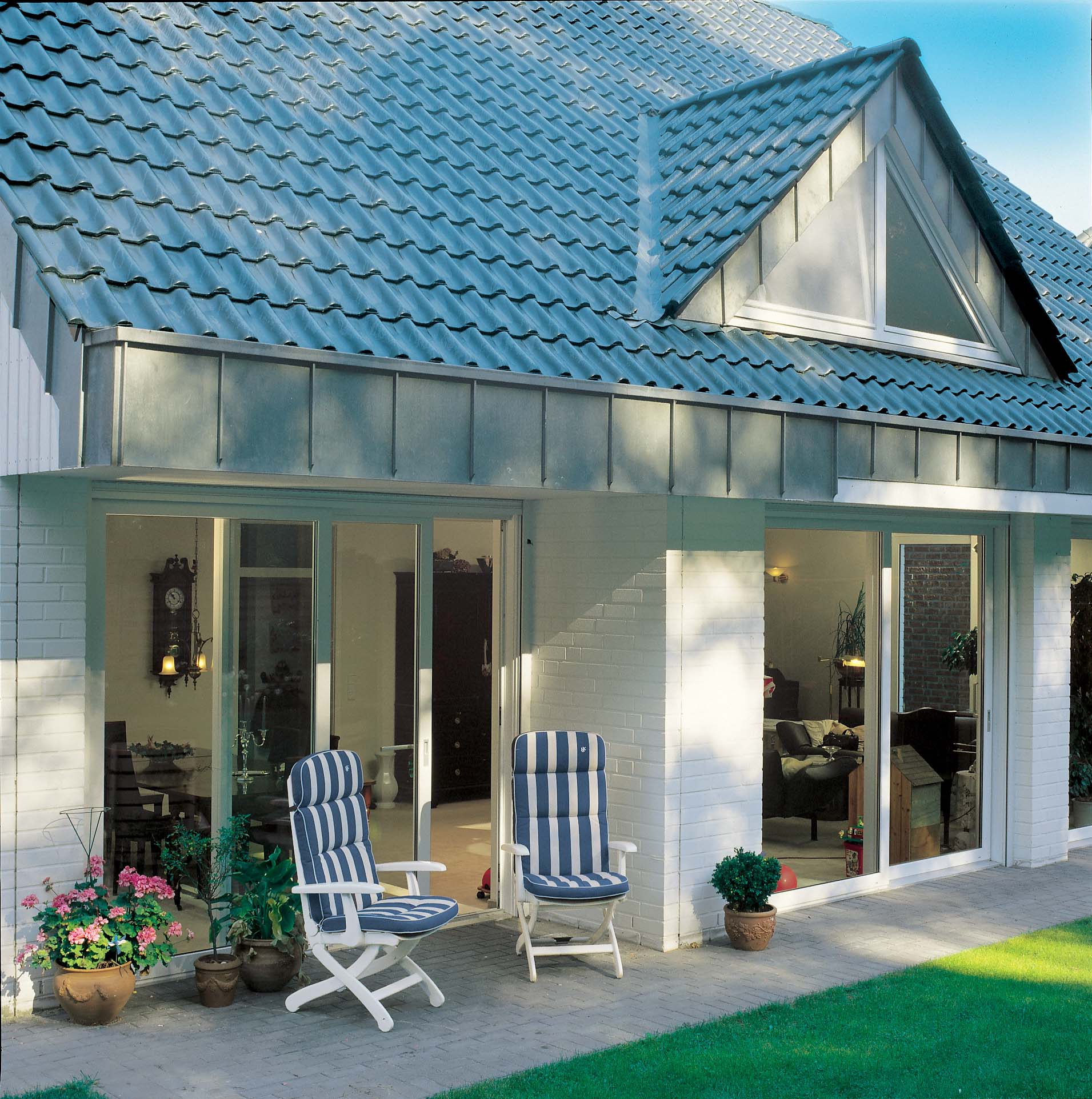 Hausturen In Premium Qualitat Von Veka Kaufen Sparen