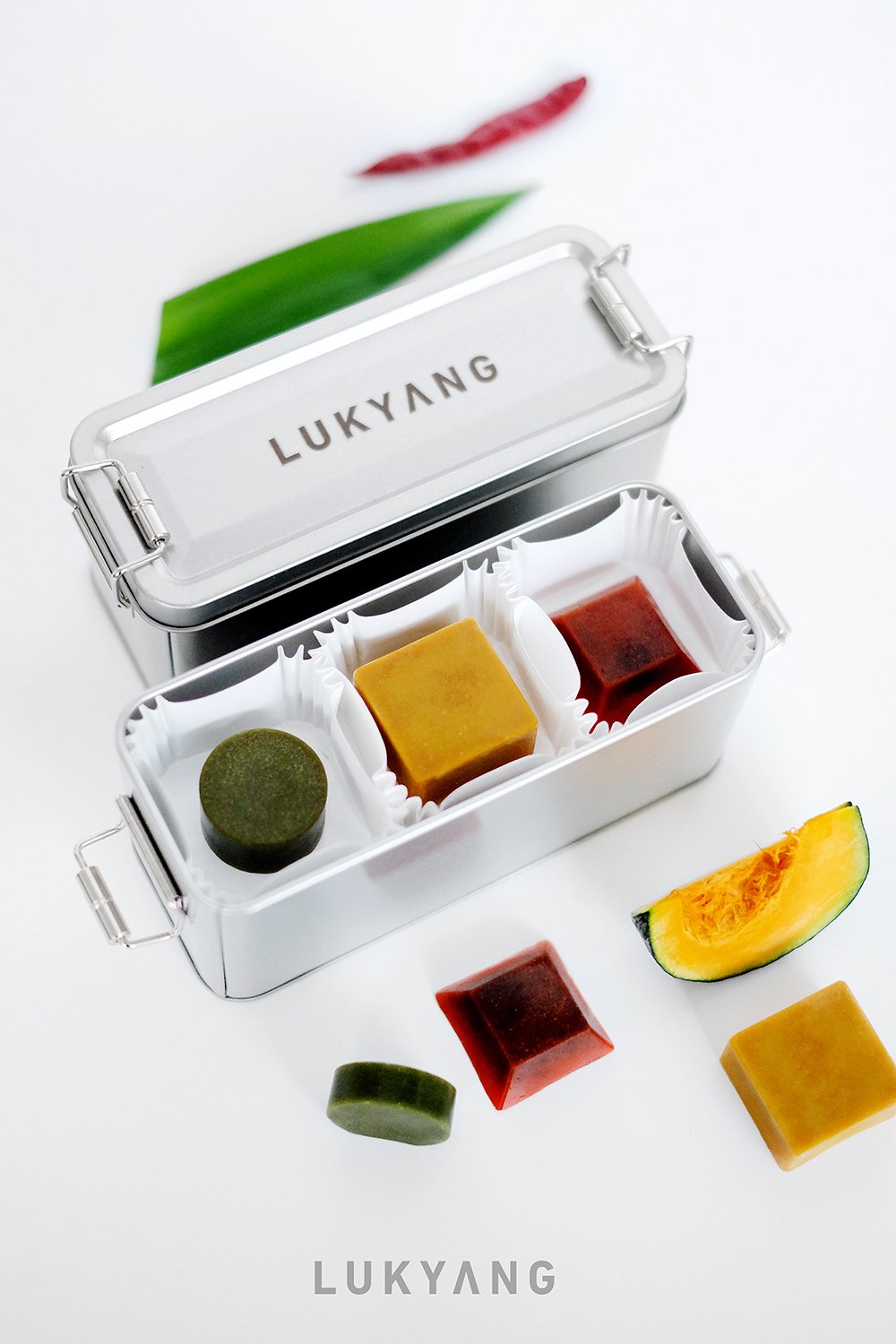 Crayons made from food7 copy.jpg