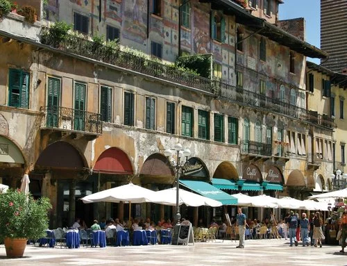 Verona, piazza delle erbe.