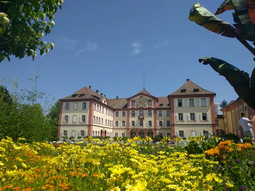 Mainau slottet på blomsterön ©Marlene Hackl donau t.