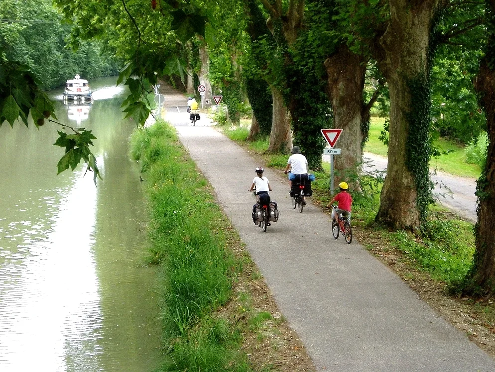 cykelvägen längs Canal de garonne