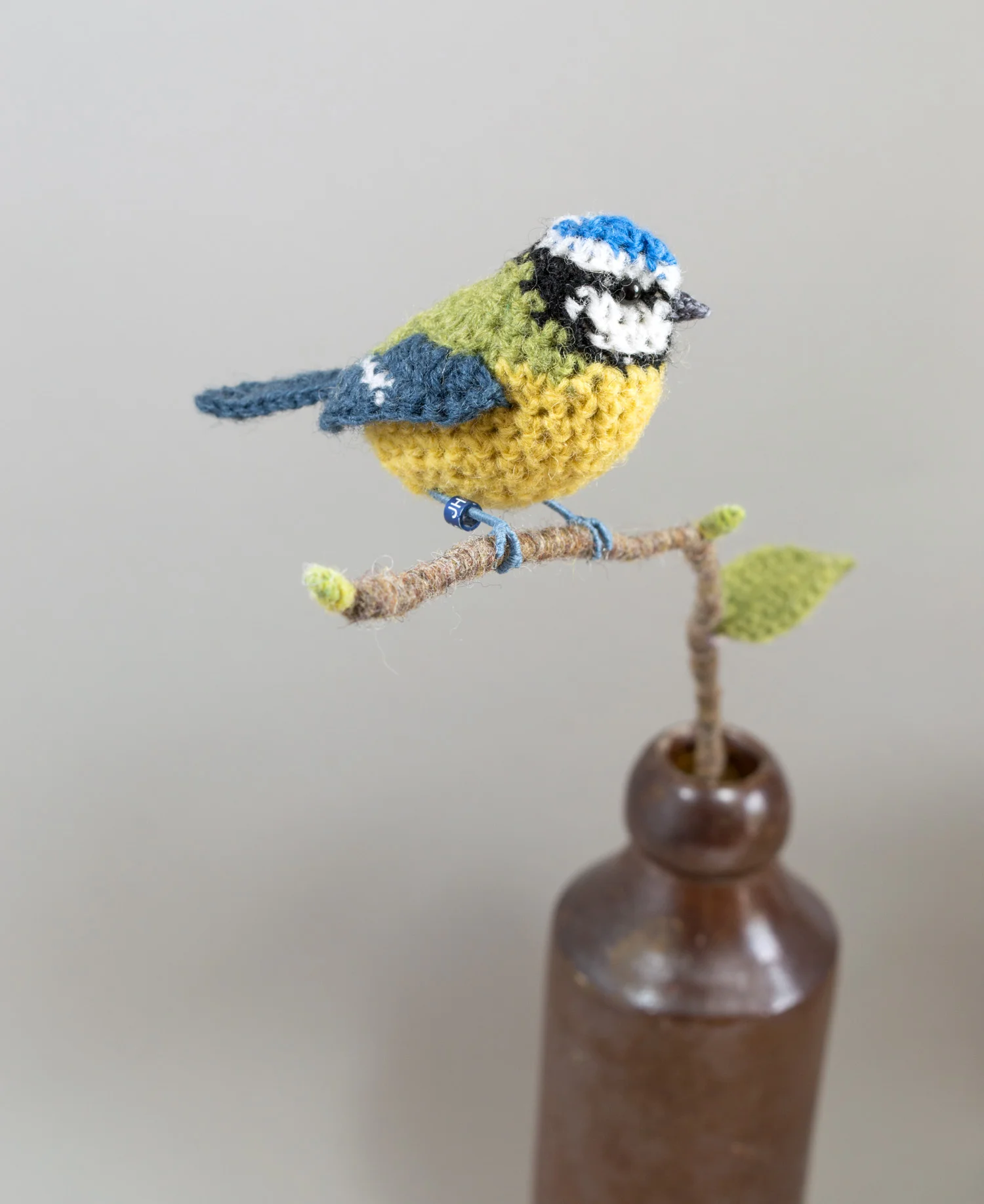 Bluetit vase-bird
