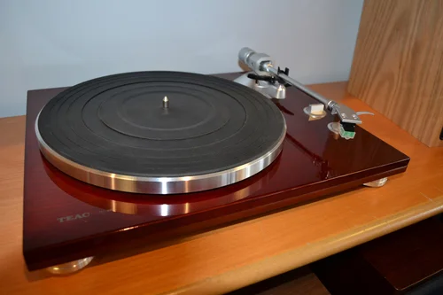 TEAC TN-300