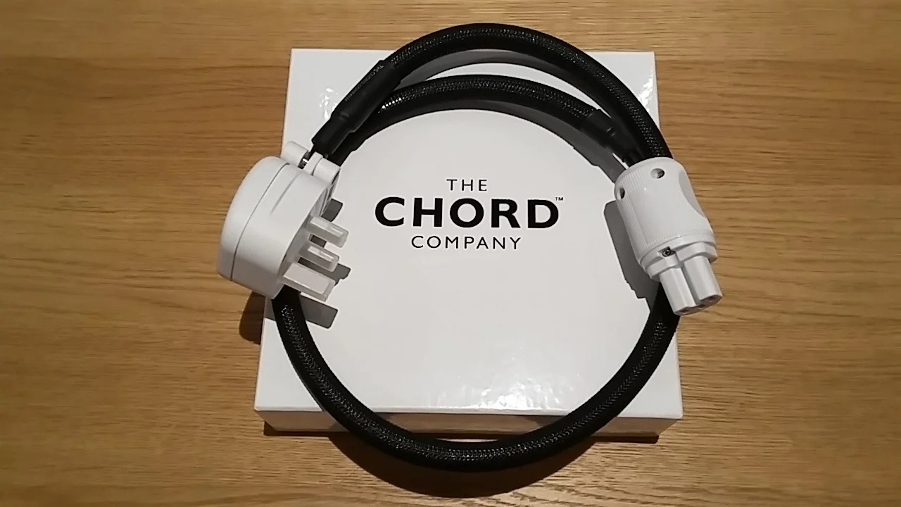 Chord Signature Aray Power Cable