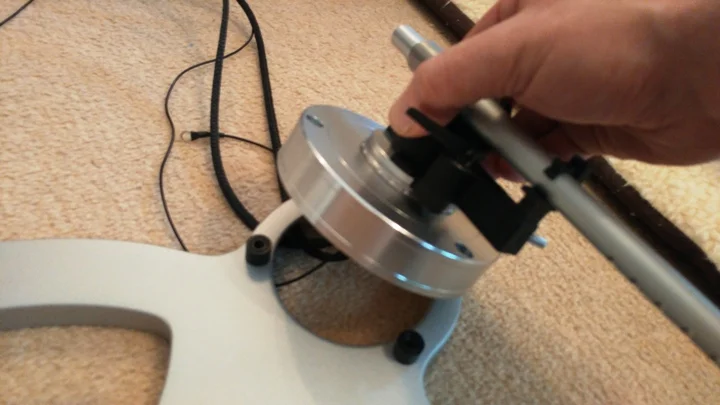 Offering arm to Gyro chassis.