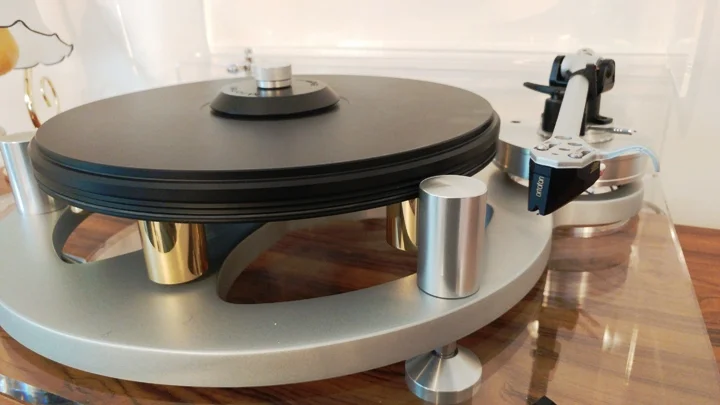 Michell Gyrodec complete with record clamp