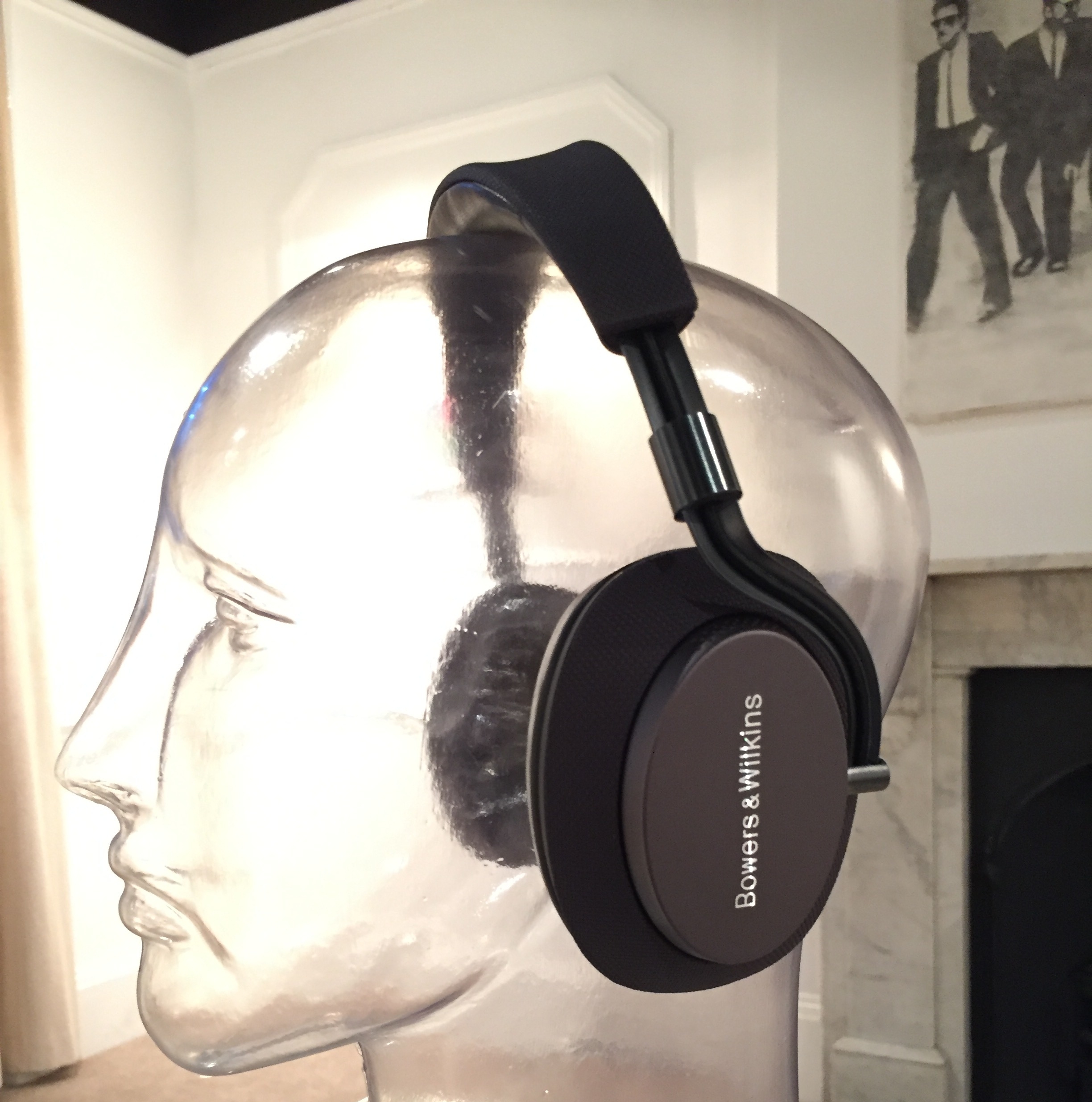 Look, no wires! 