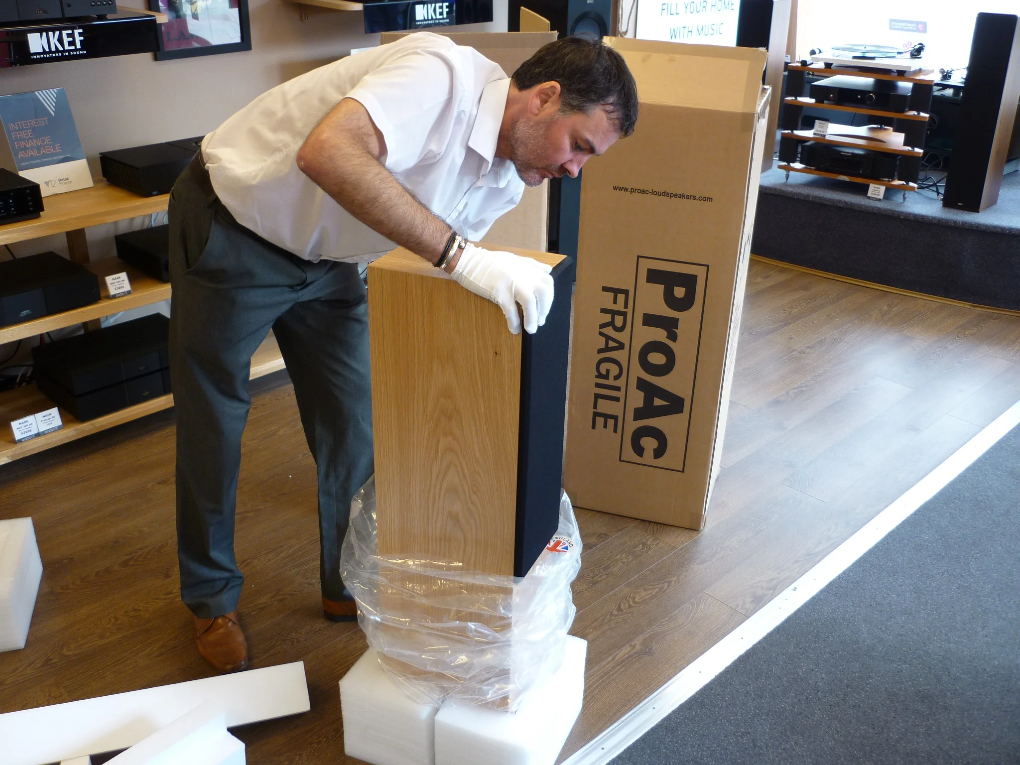 proac floorstanding speakers