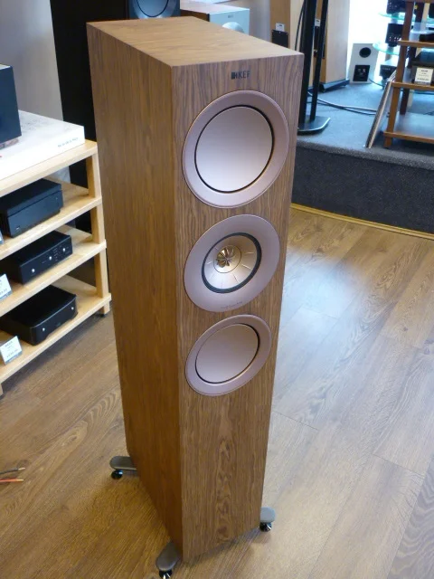 kef r 7