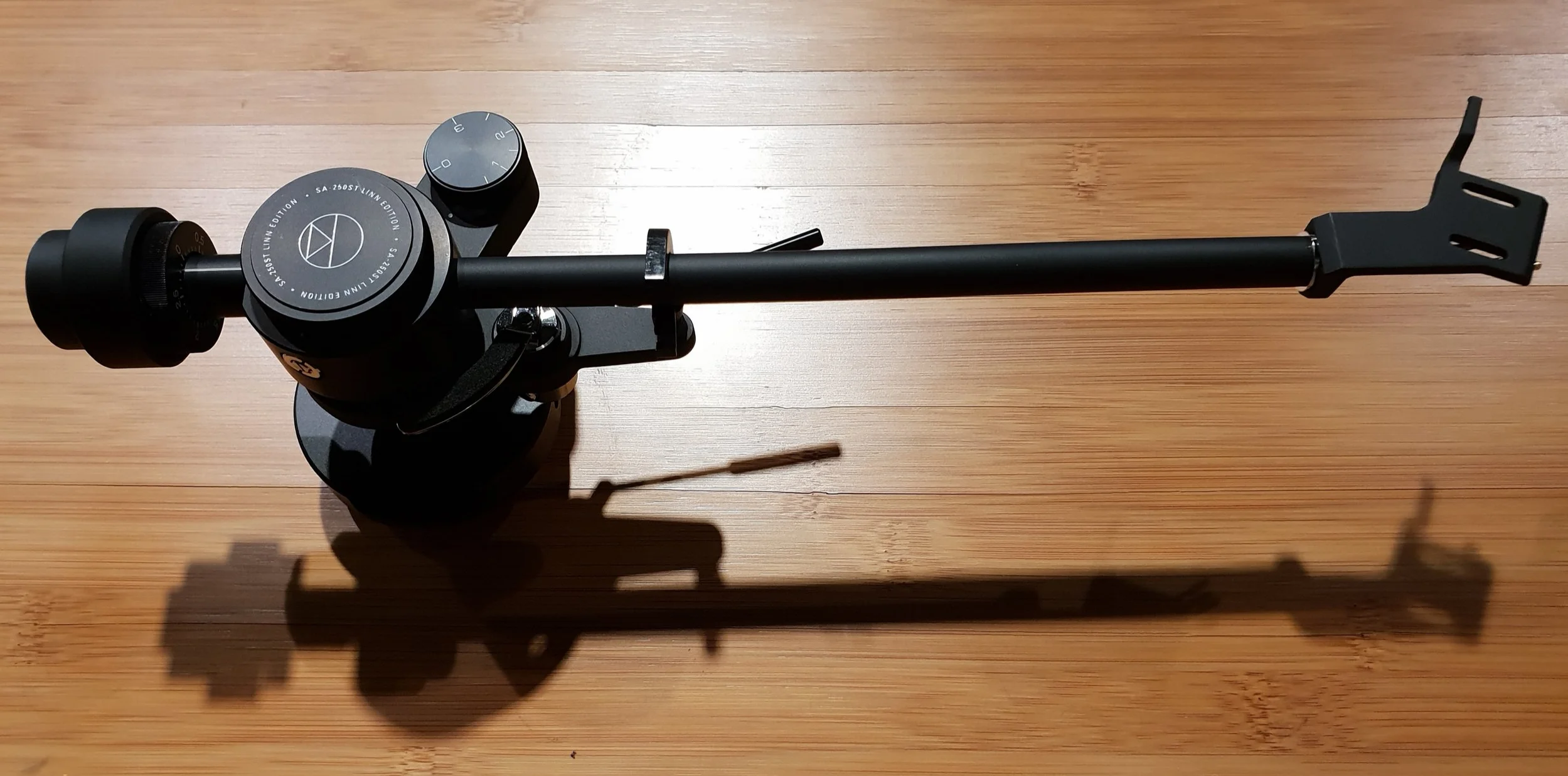 New Linn Majik Tonearm