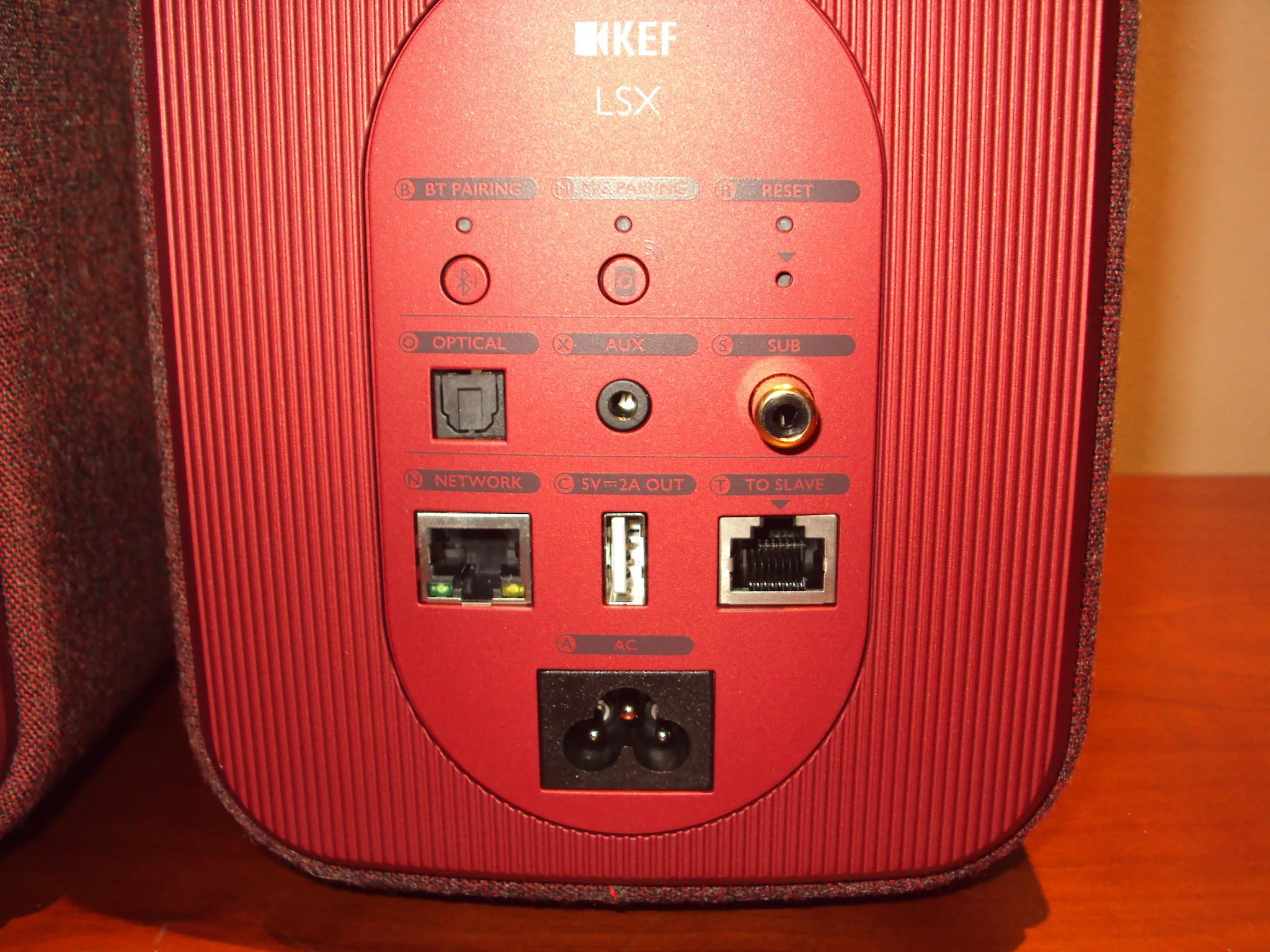kef lsx rear