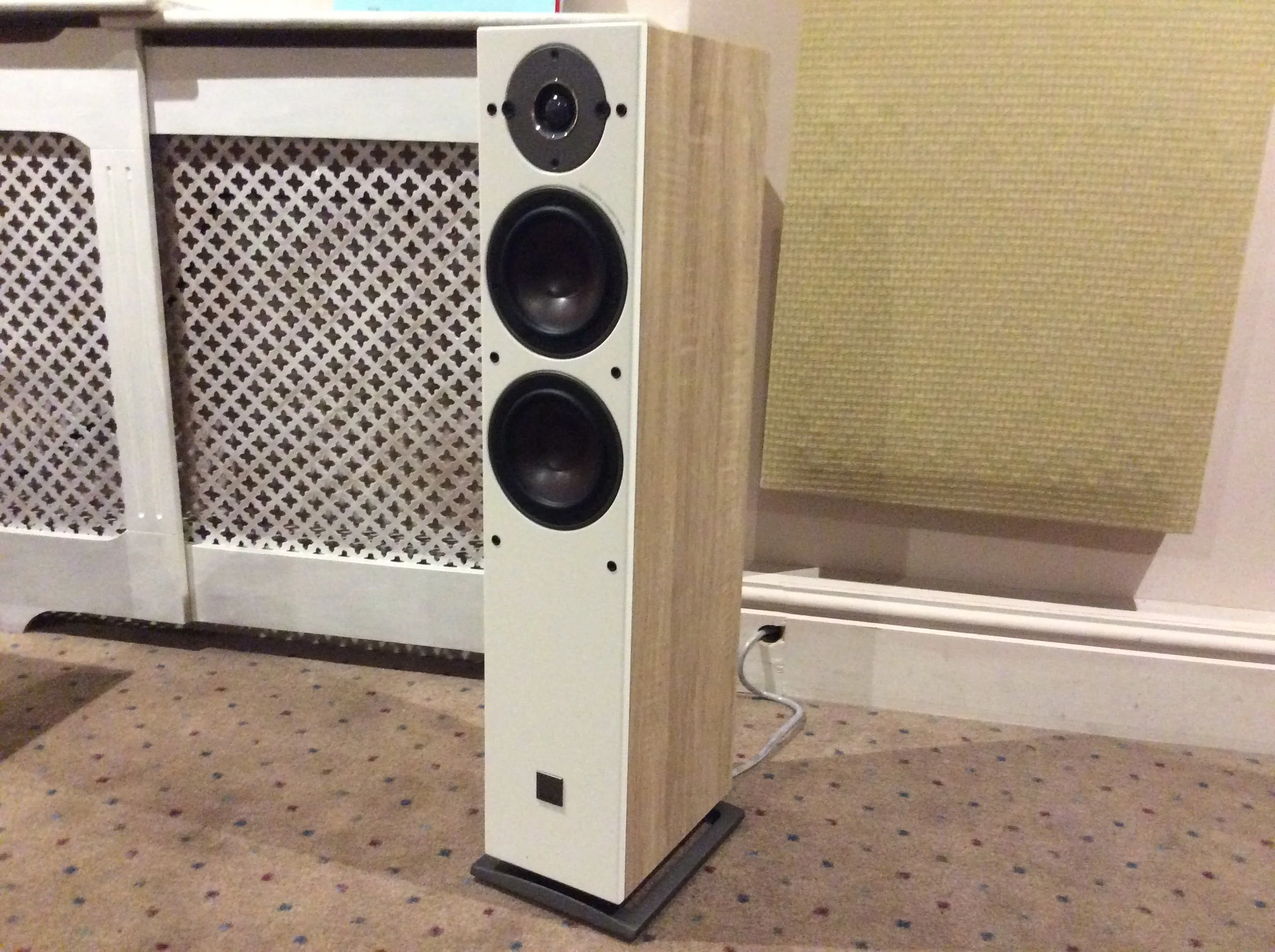 dali oberon 5 light oak