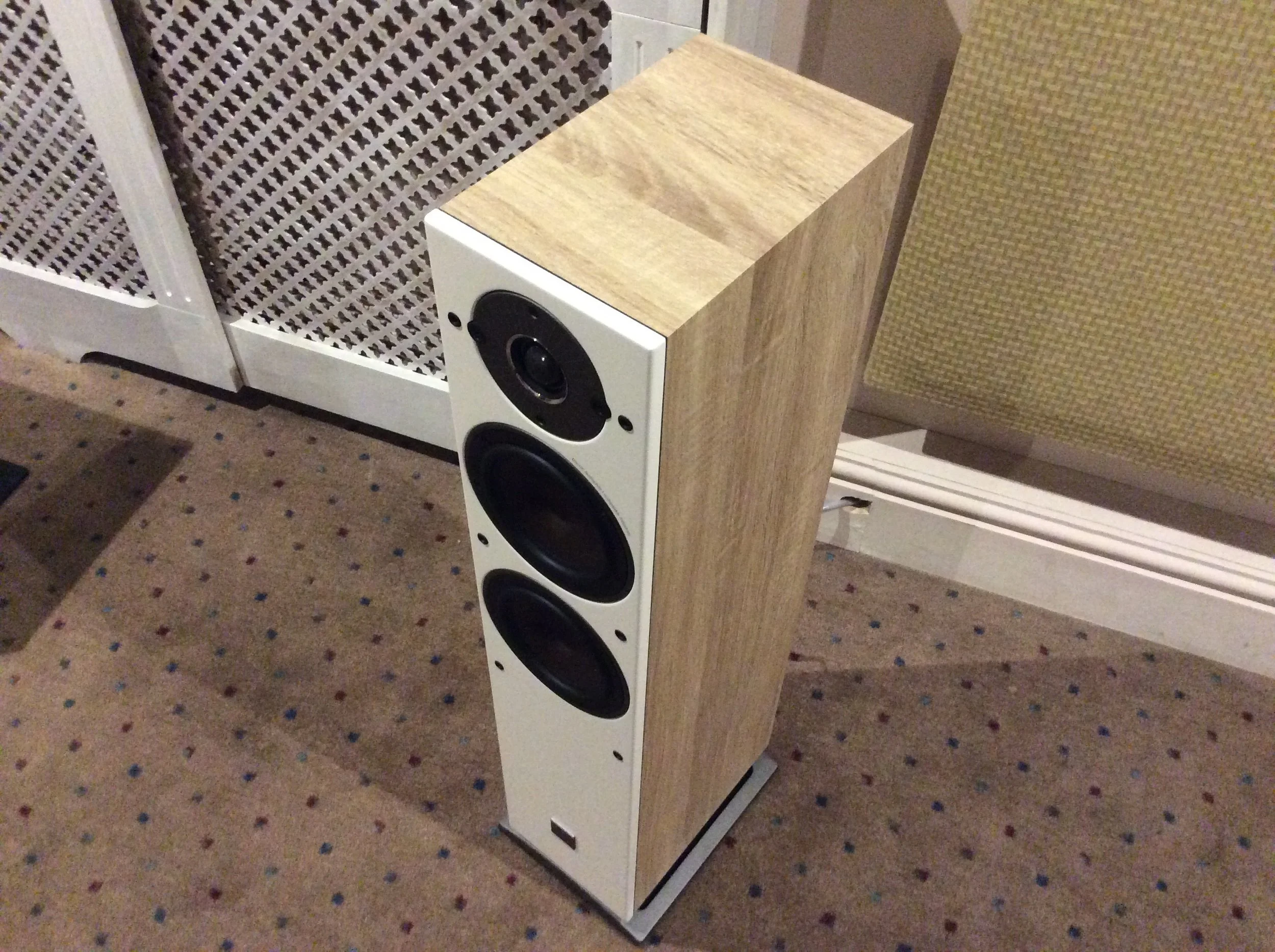 dali oberon 5 light oak