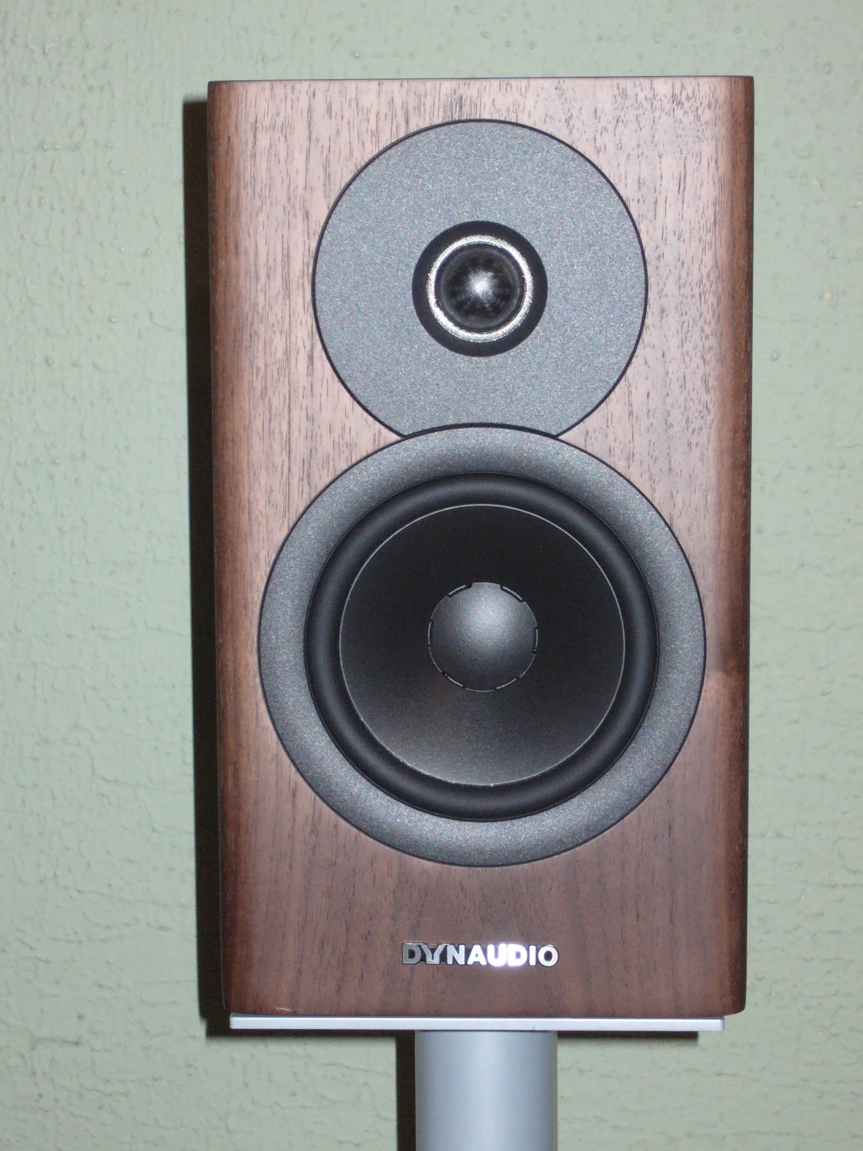evoke 10 dynaudio