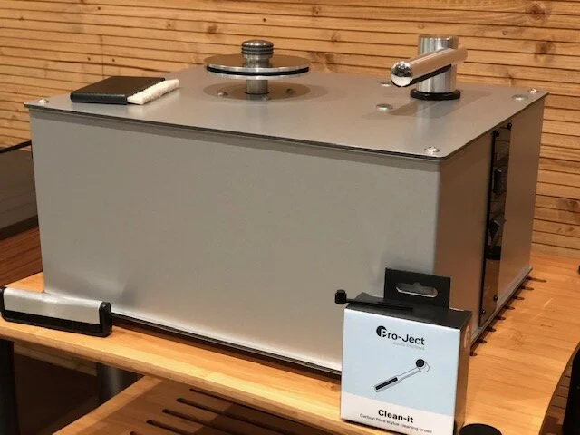 Pro-Ject VC-S2 Alu shown with optional Carbon fibre stylus and record brushes