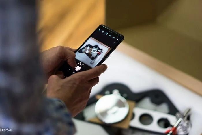 Take a quick shot for Instagram.