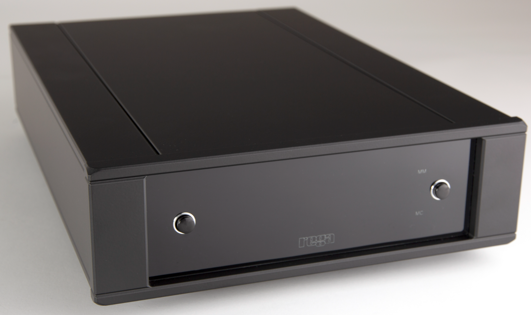 Aria front oblique.png