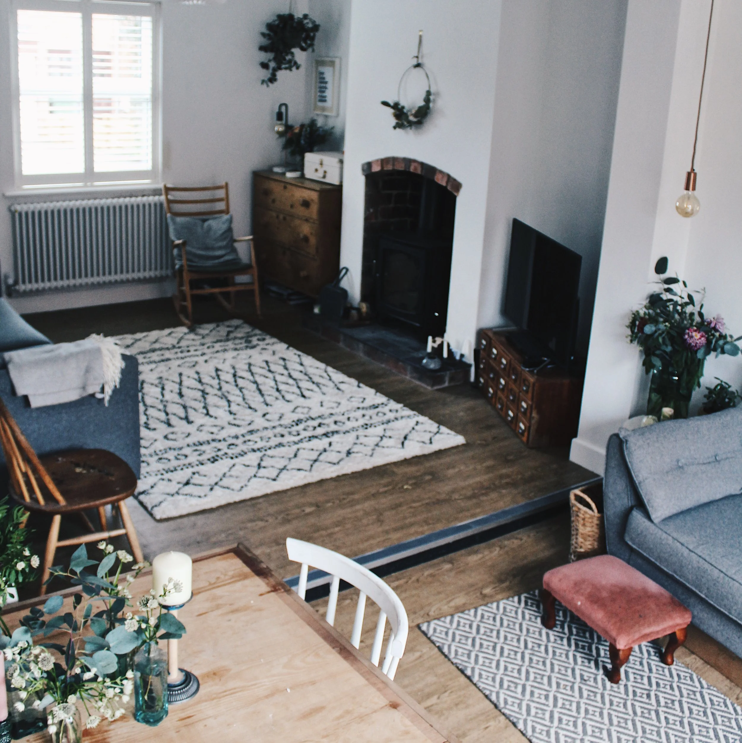 An aerial view of the lounge. I am so happy with how it looks.