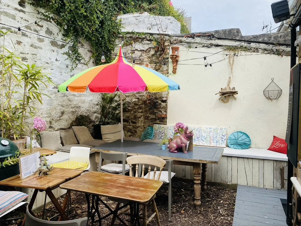 fowey-art-gallery-kirsten-jones-cornwall.jpg
