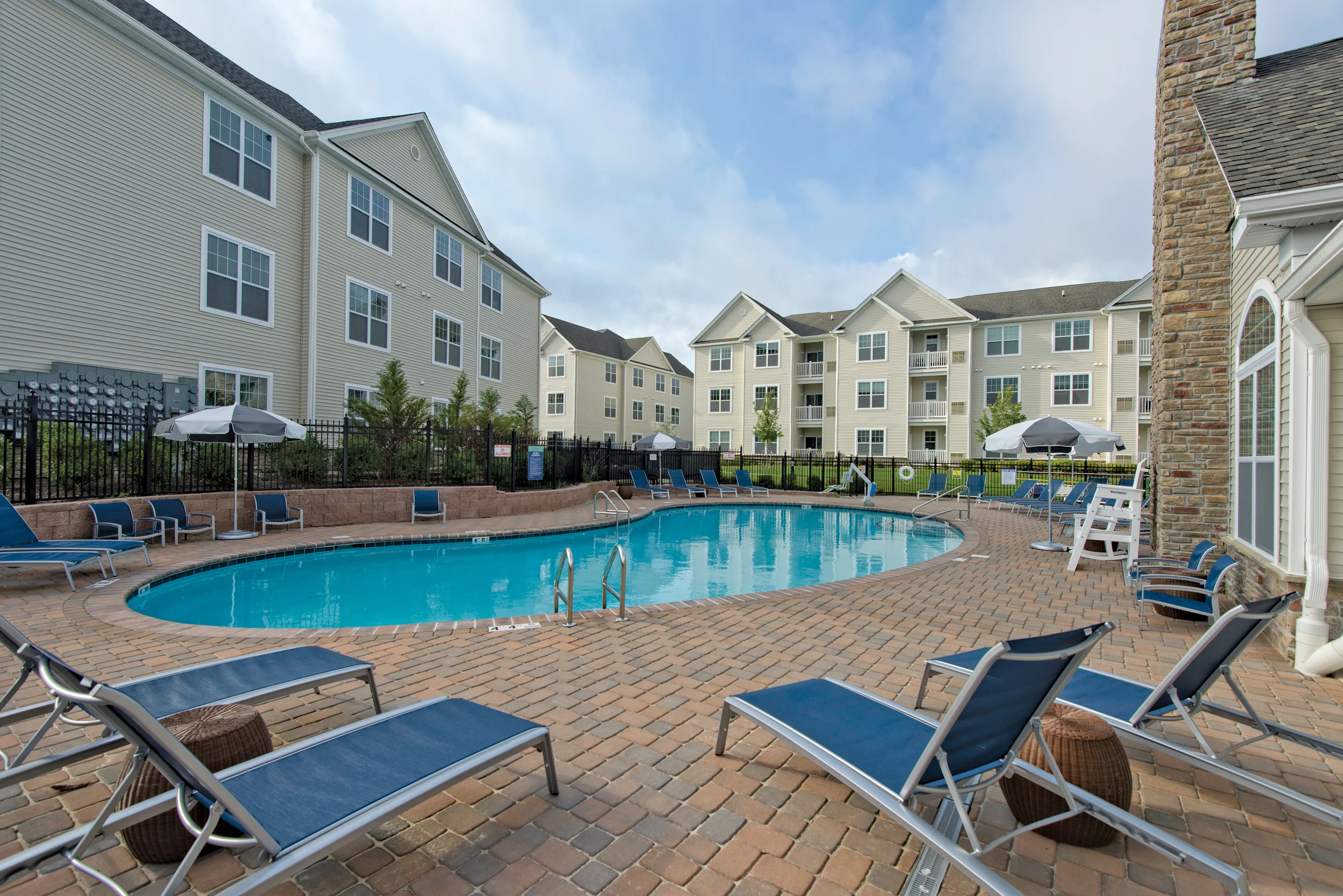 Chaikin Ultimate Pools - Bronze , Commercial