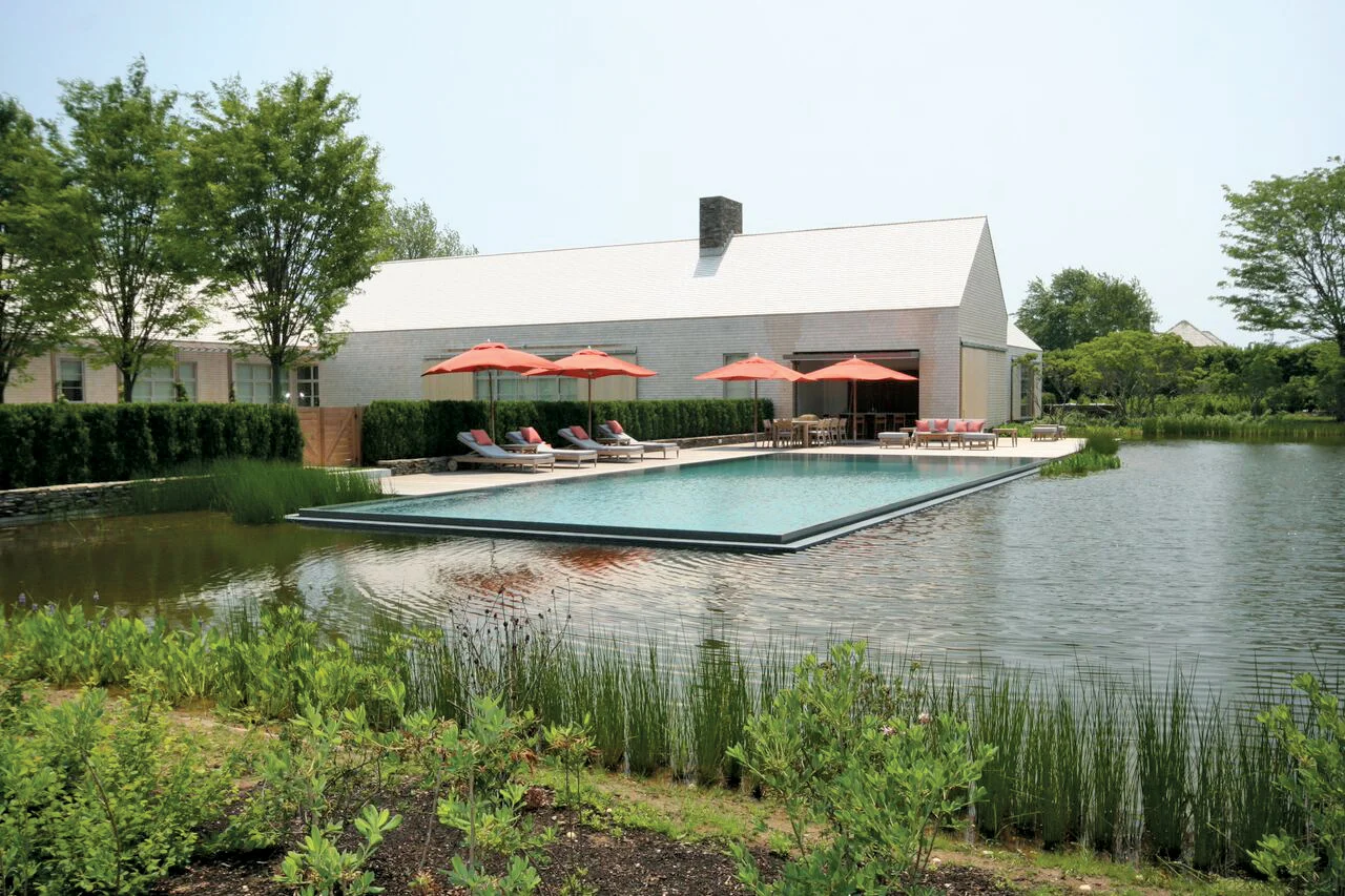 Totorella Group - Bronze , Vanishing Edge/ Perimeter Edge