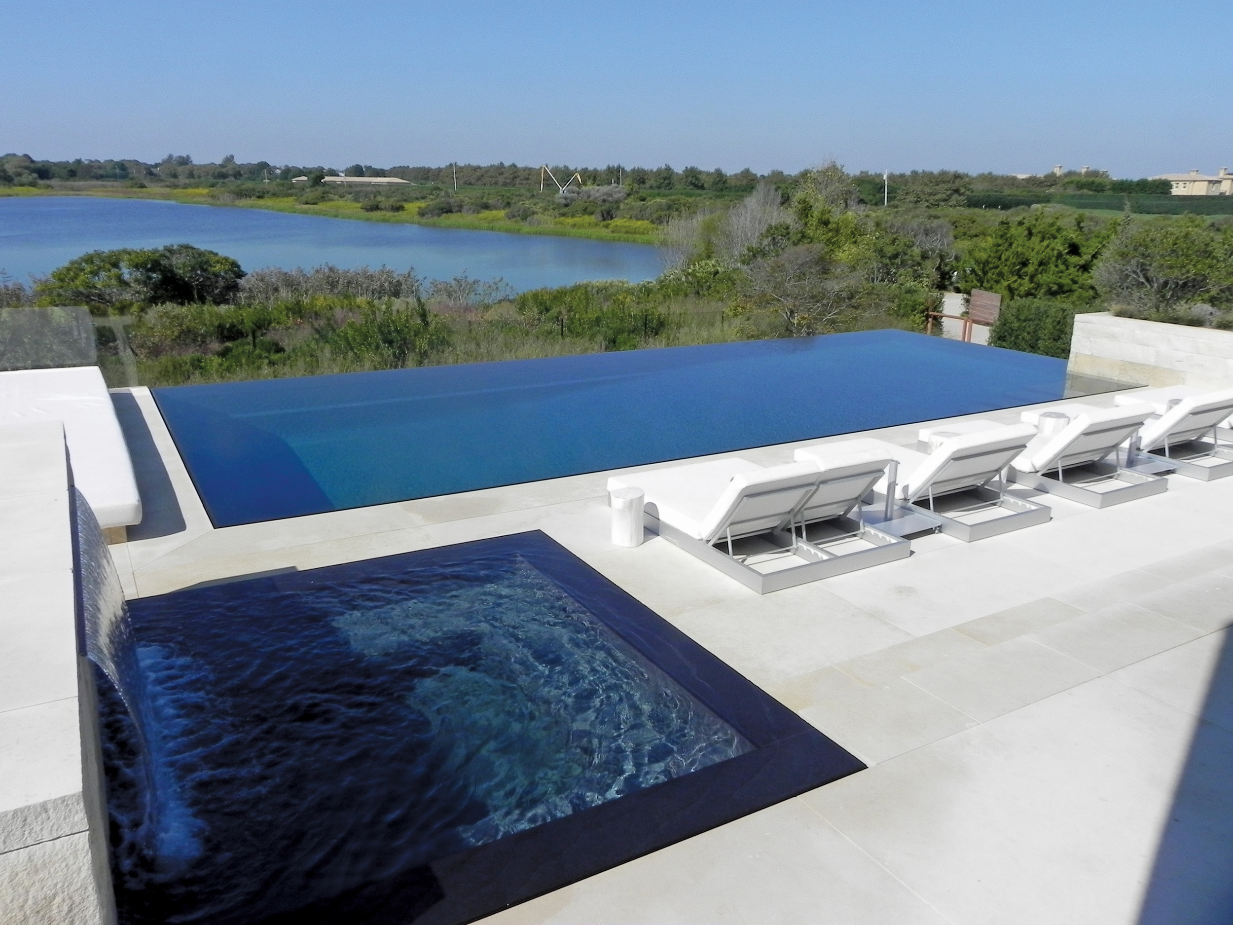 Pelican Pools - Gold , Pool/Spa Combo Gunite