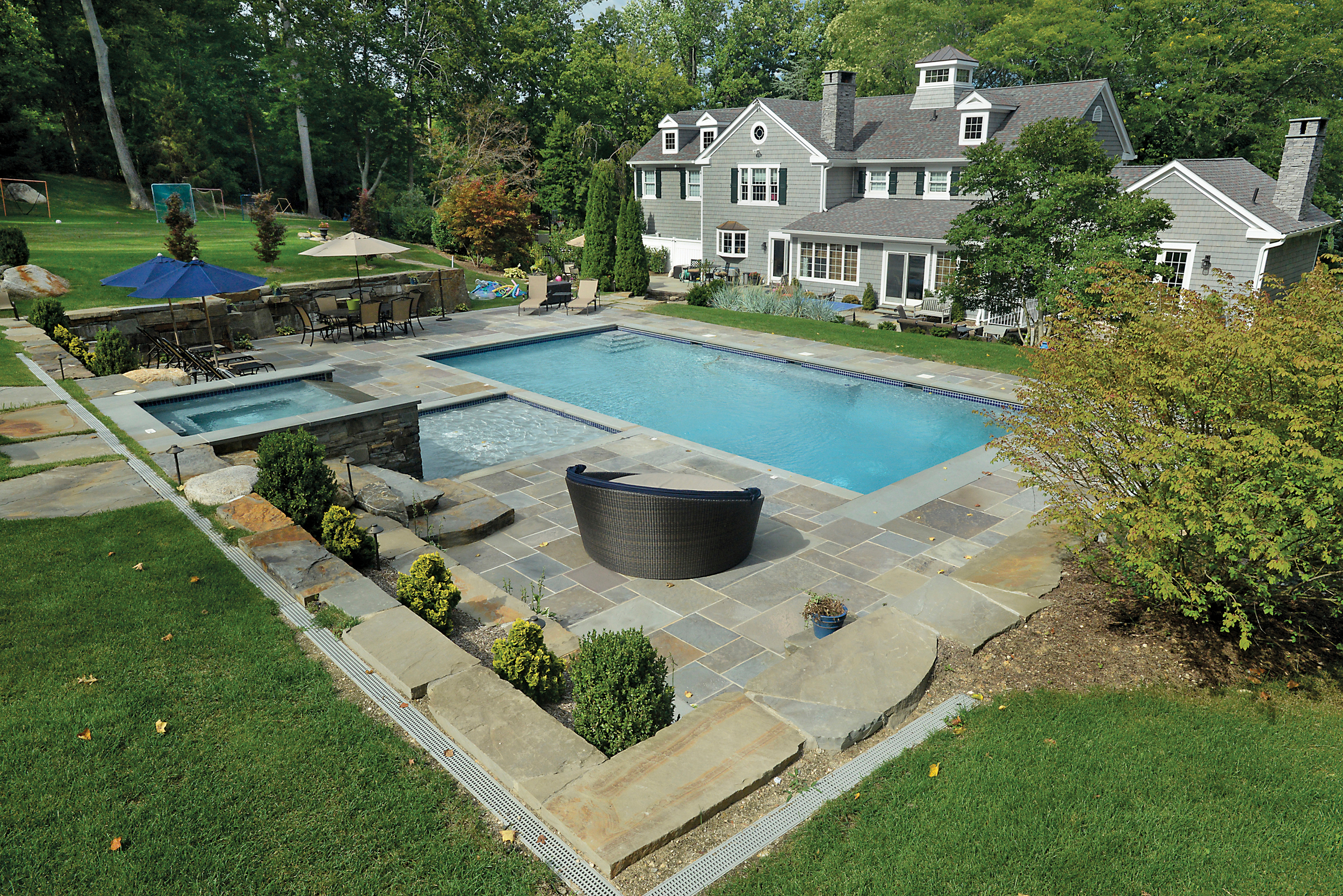 Swimming Pools by Jack Anthony - Bronze , Pool/Spa Combo Gunite
