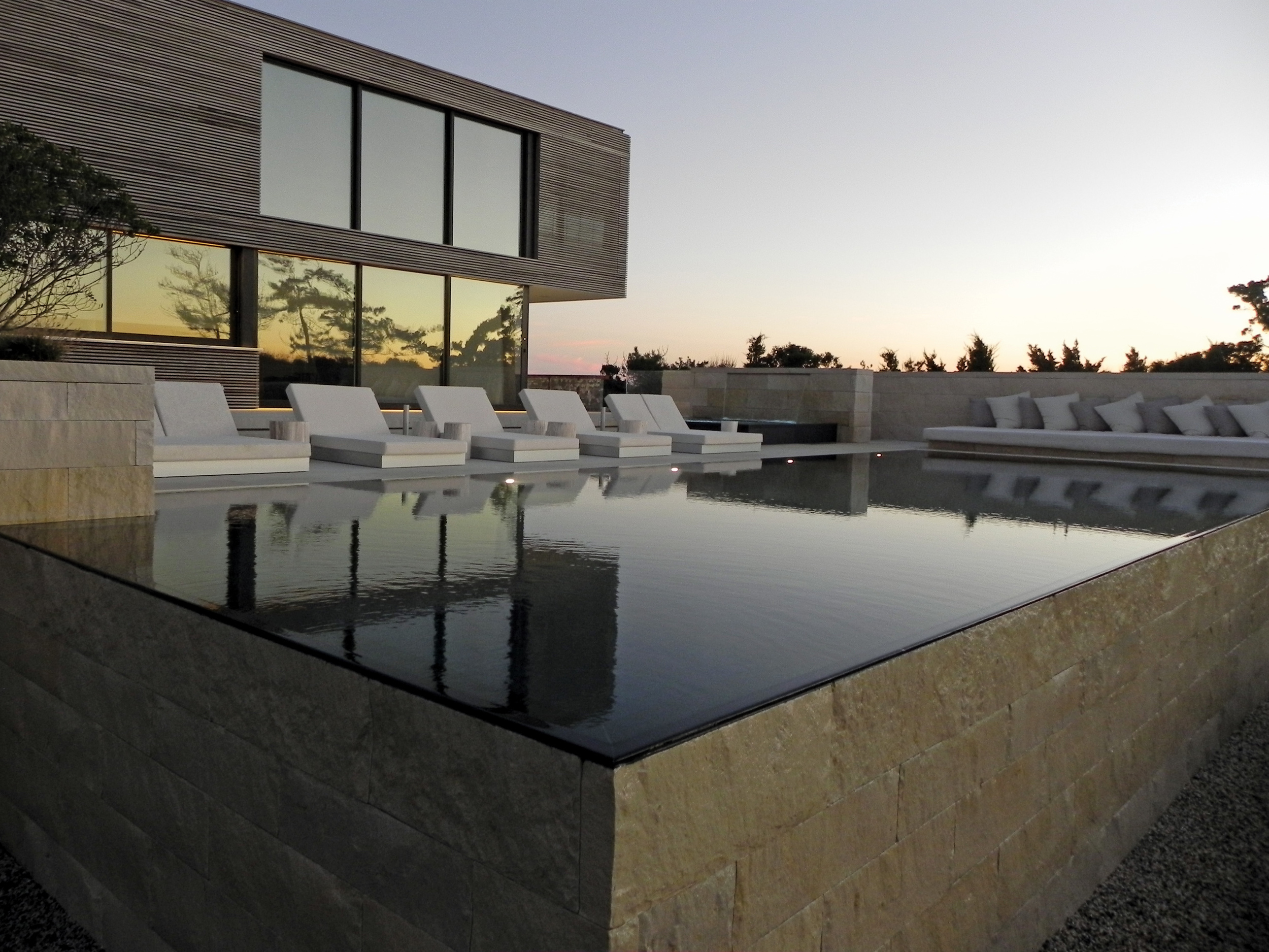 Pelican Pools - Gold , Water Feature