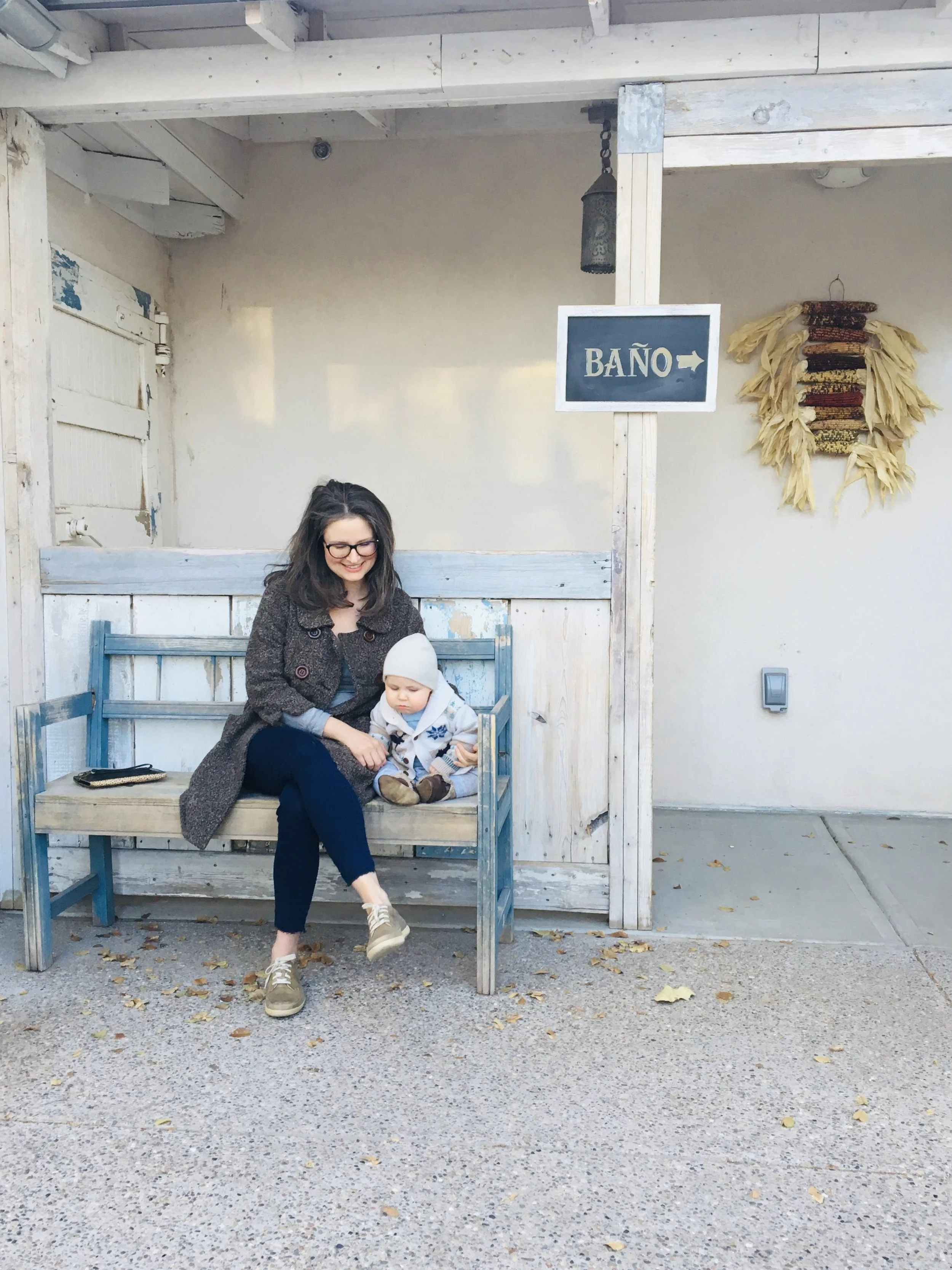 Hanging out by the bathrooms like a couple of cool kids on the farm. (This is actually a farm! Our favorite: Los Poblanos).