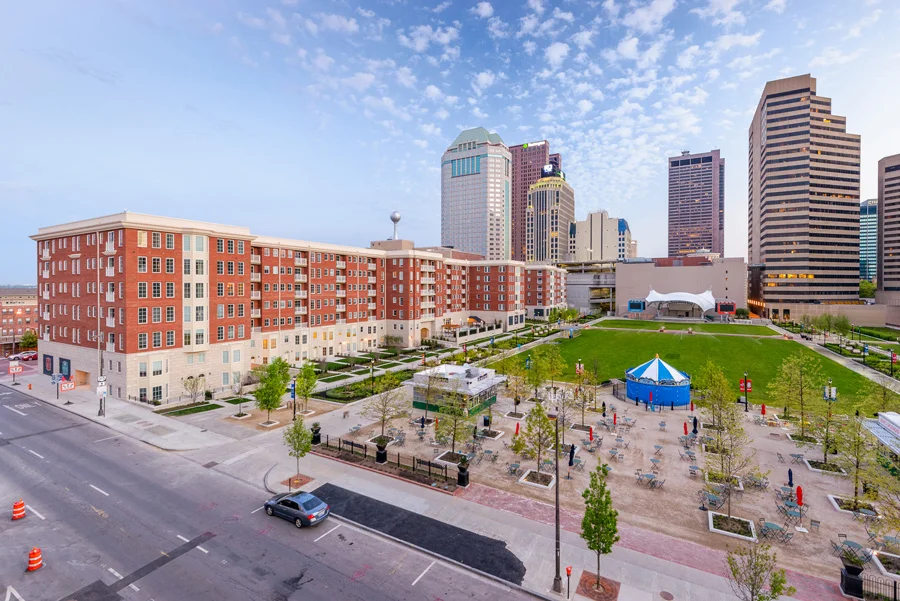 HighpointColumbus_Ext_019.jpg