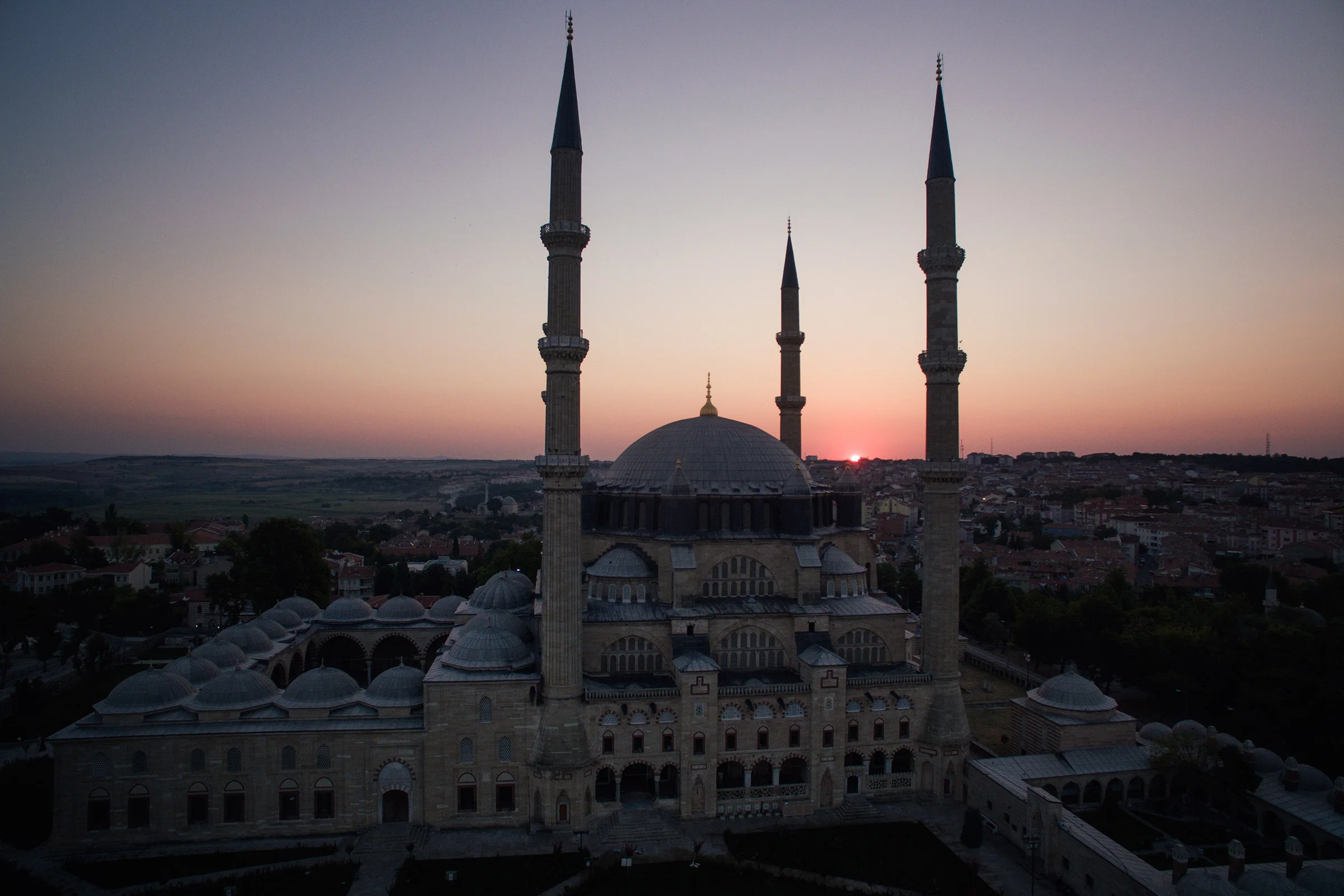Flying over Süleymaniye Mosque