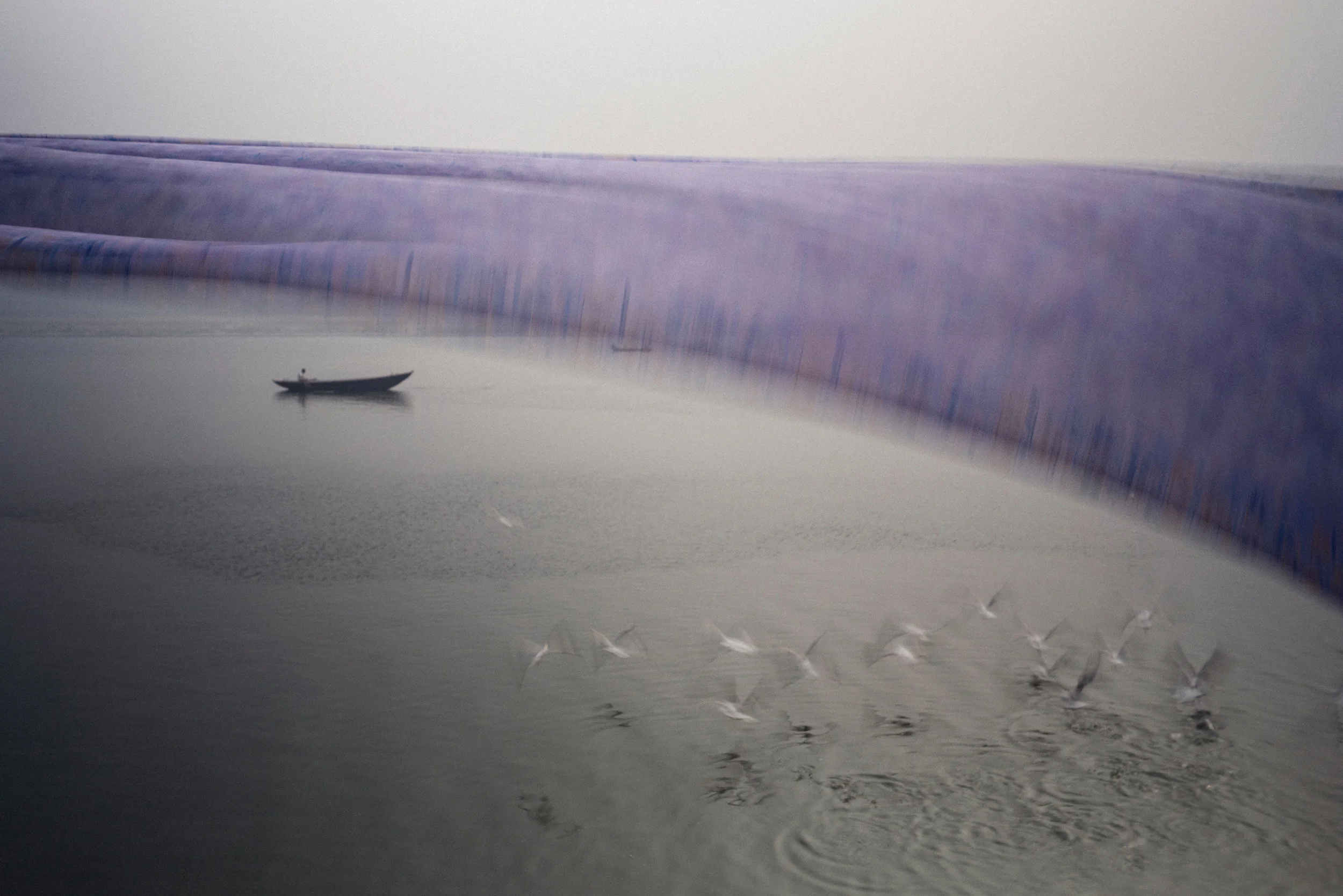 Saree drying in front of the ganges