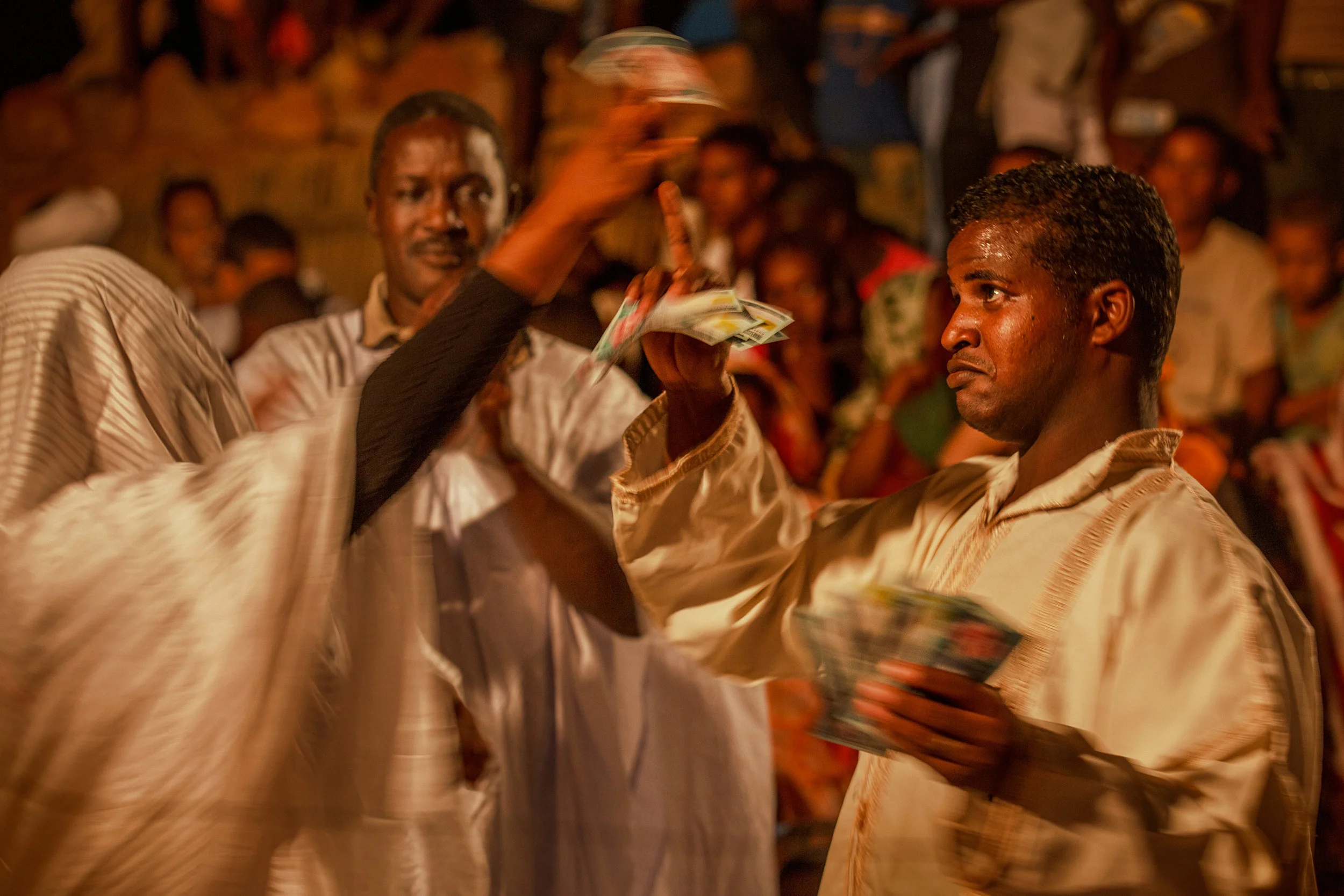 Performers-at-a-wedding---Mauritania,-Outskirts-of-Oudane,-Adrar-Region.jpg