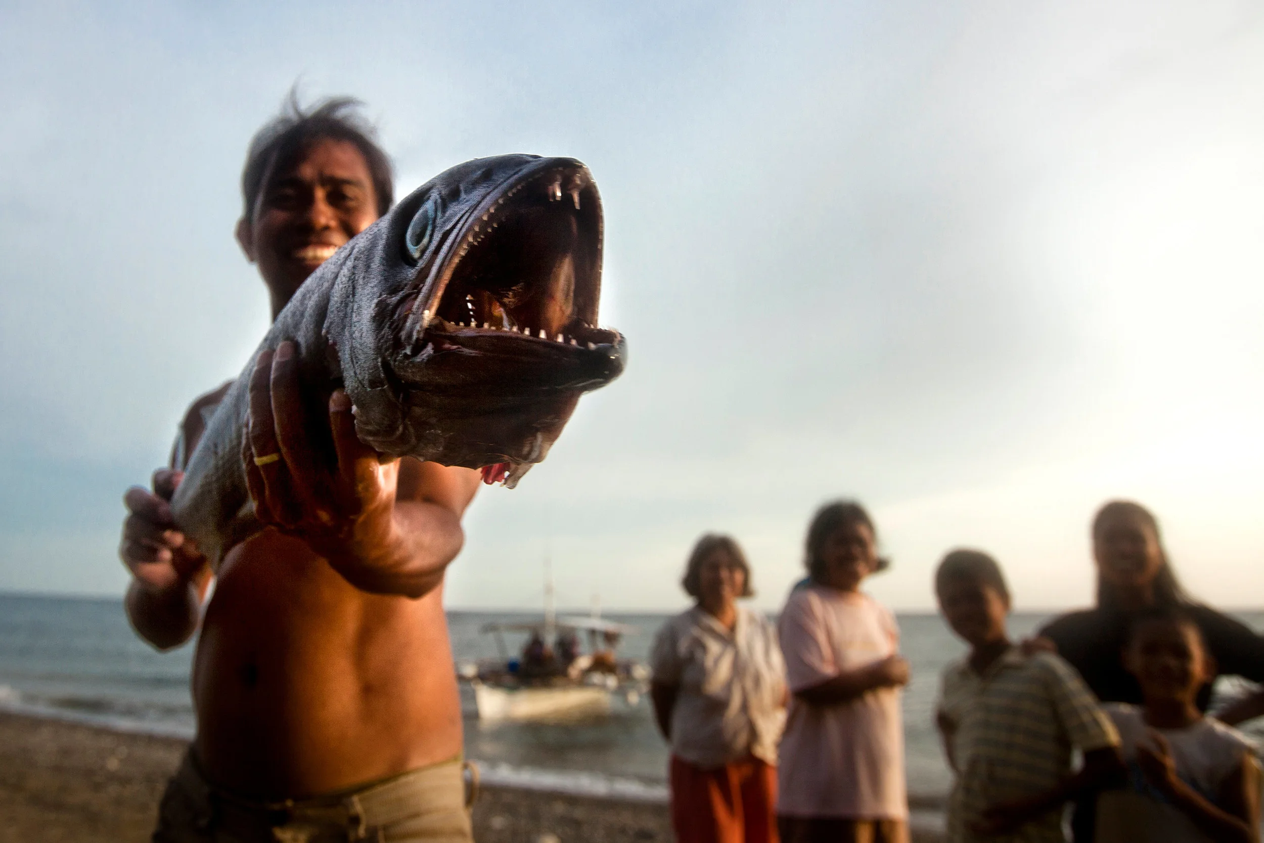 Fisherman-with-a-large-fish.jpg