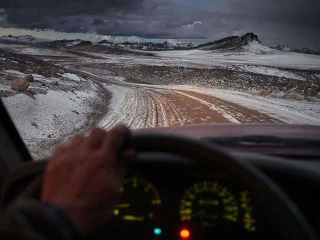 A mountain pass over 5000 meters. Sun going down. Snow about to start falling hard. Fuel running low. I was hoping I could reflect on it all and say what a great adventure it was. Probably one of the more sketchy situations I've ever found myself in as far as driving goes.

#Peru #Andes #dusk #bluehour #mountainpass #view #insidecar #snowpeak #travelphotography #travelphotographer #adventure #driving #mountains #Panasonic #GX80 #Lumix #cold #altitude
