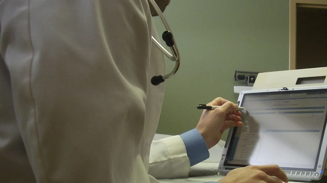 doctor using computer.JPG