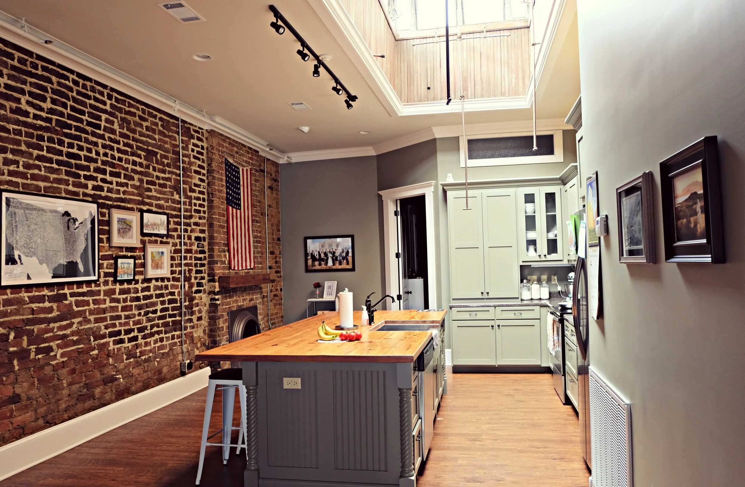 One of my favorite parts of the apartment -- the huge butcher block island. So much space!