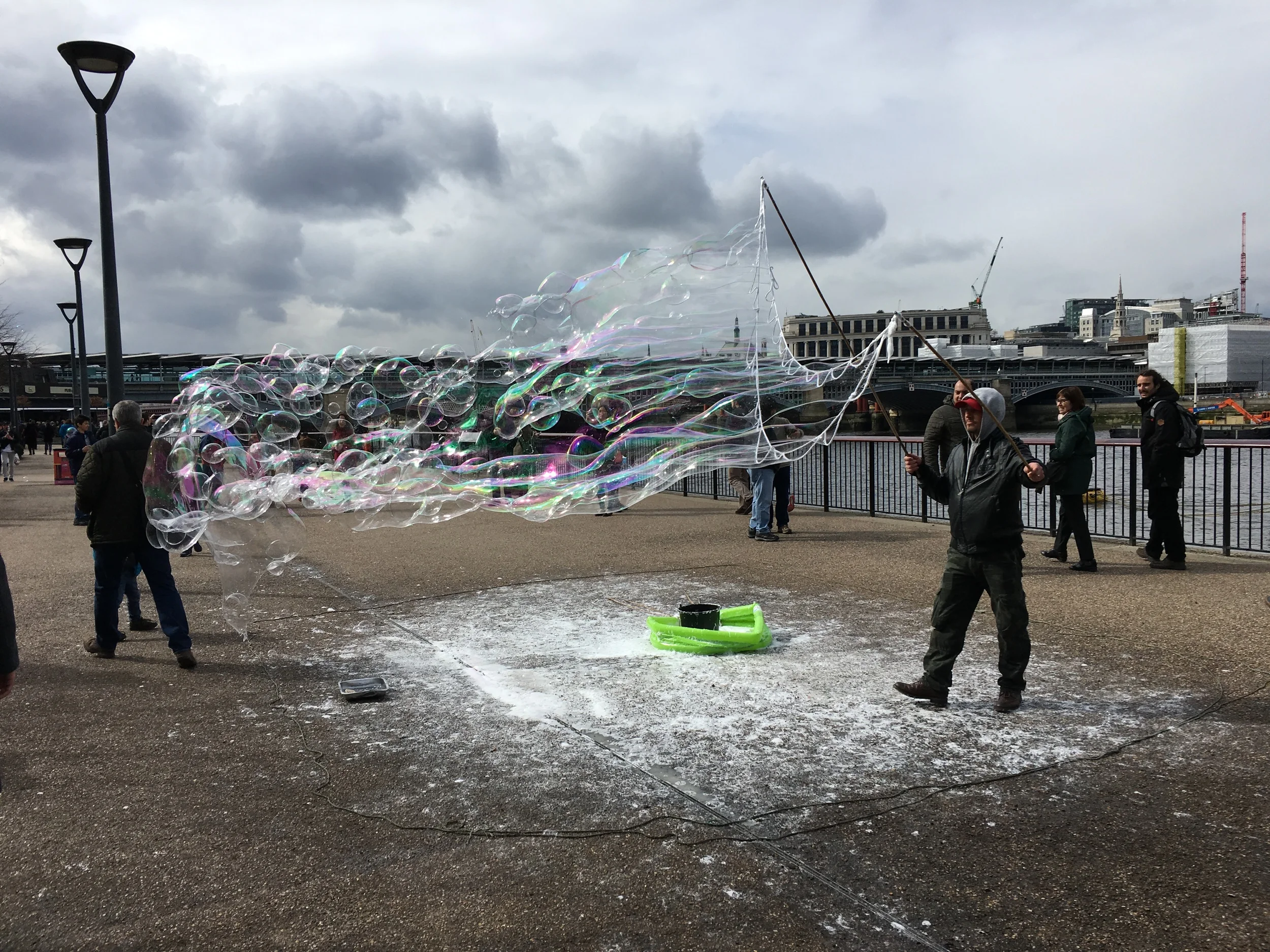Giant bubbles