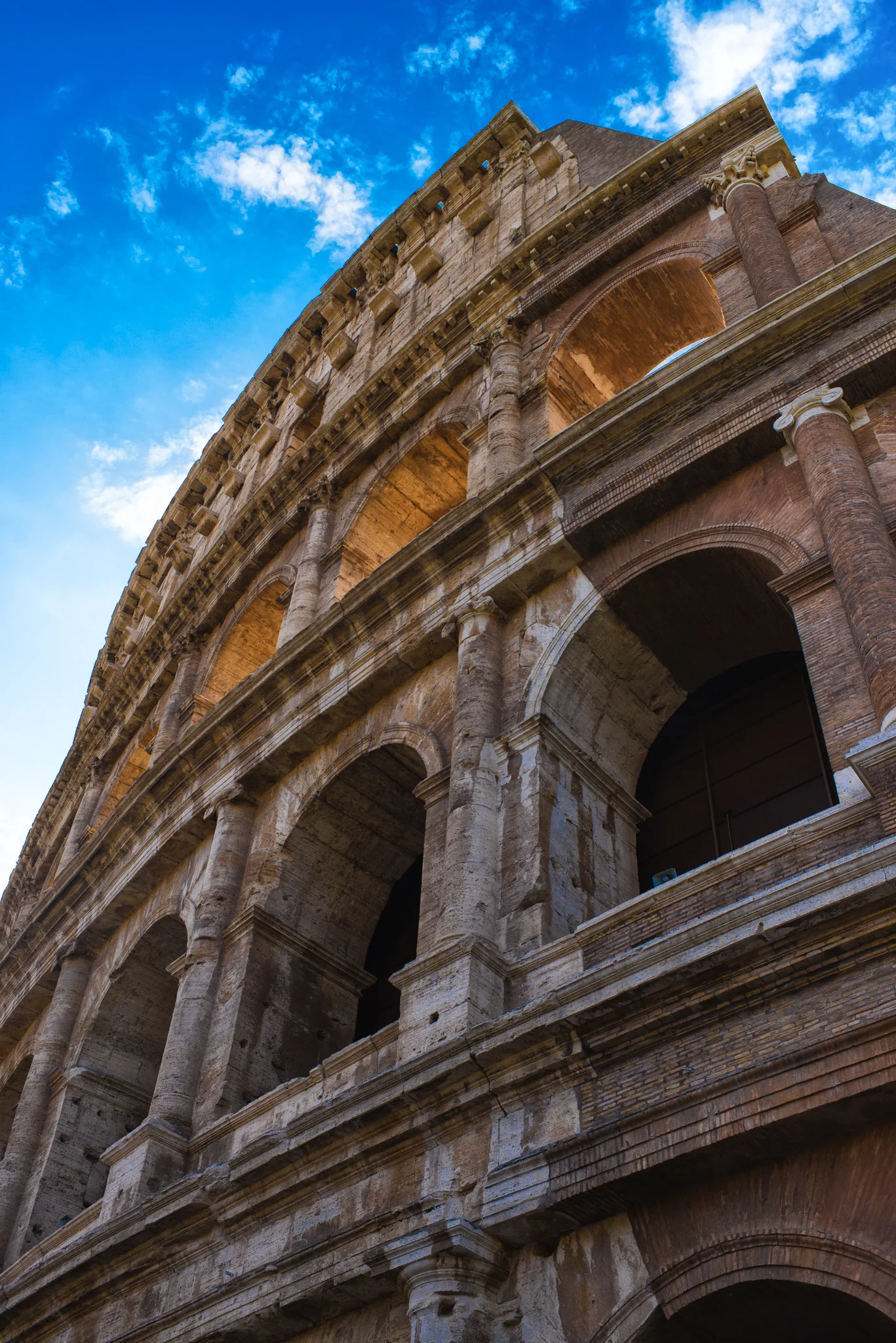 The Roman Colosseum | Rome, Italy