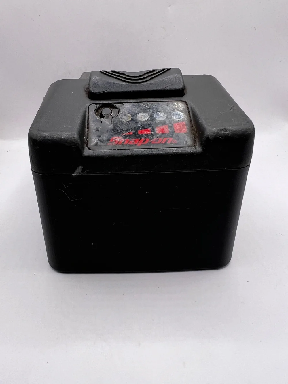 Snap-On 18 V Front-Latch Battery Base – Magnetic Mount — STS Auto